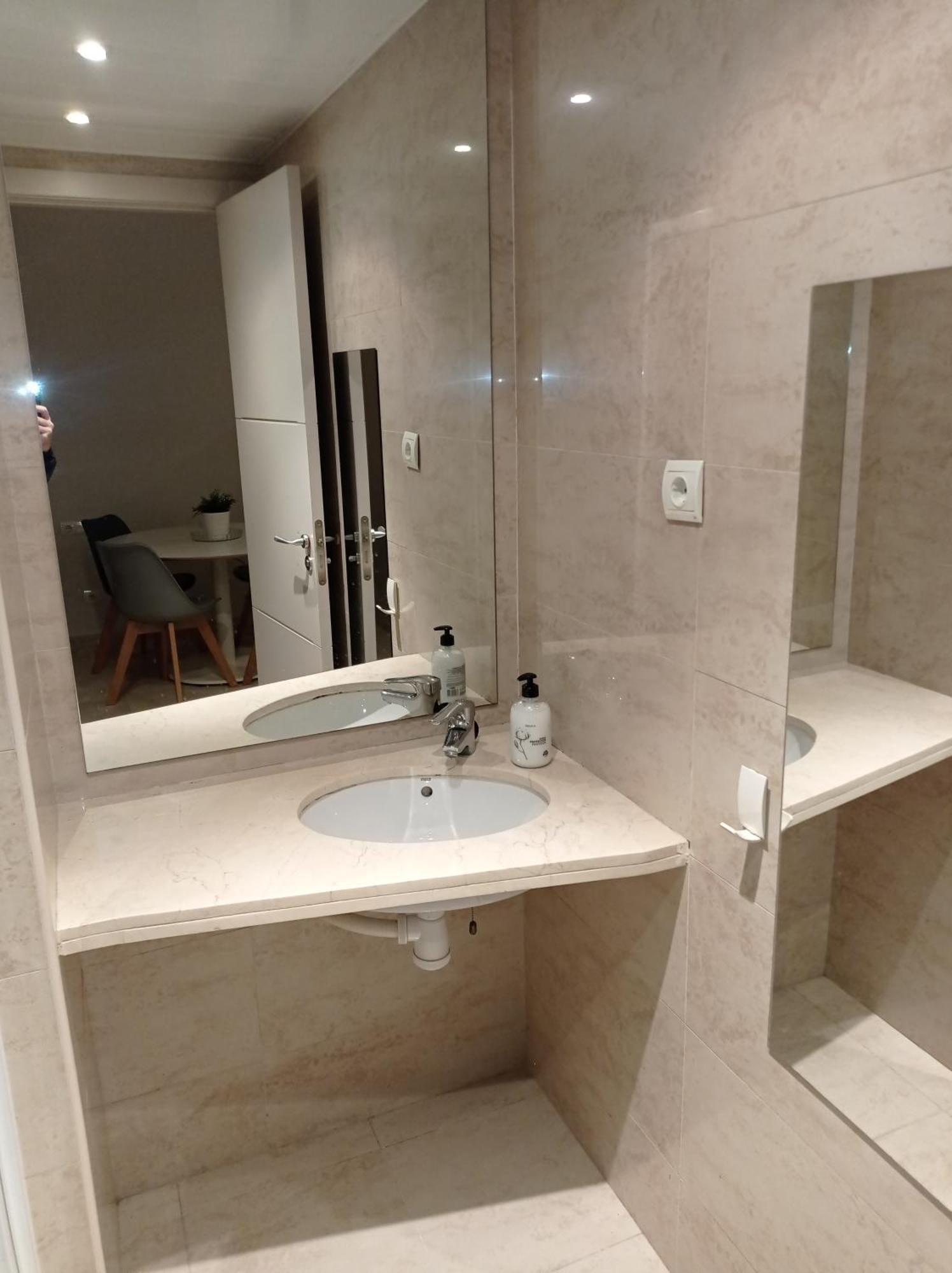 Apartment Apartment-loft Sagrada Famila L5 Metro Exit Barcelona