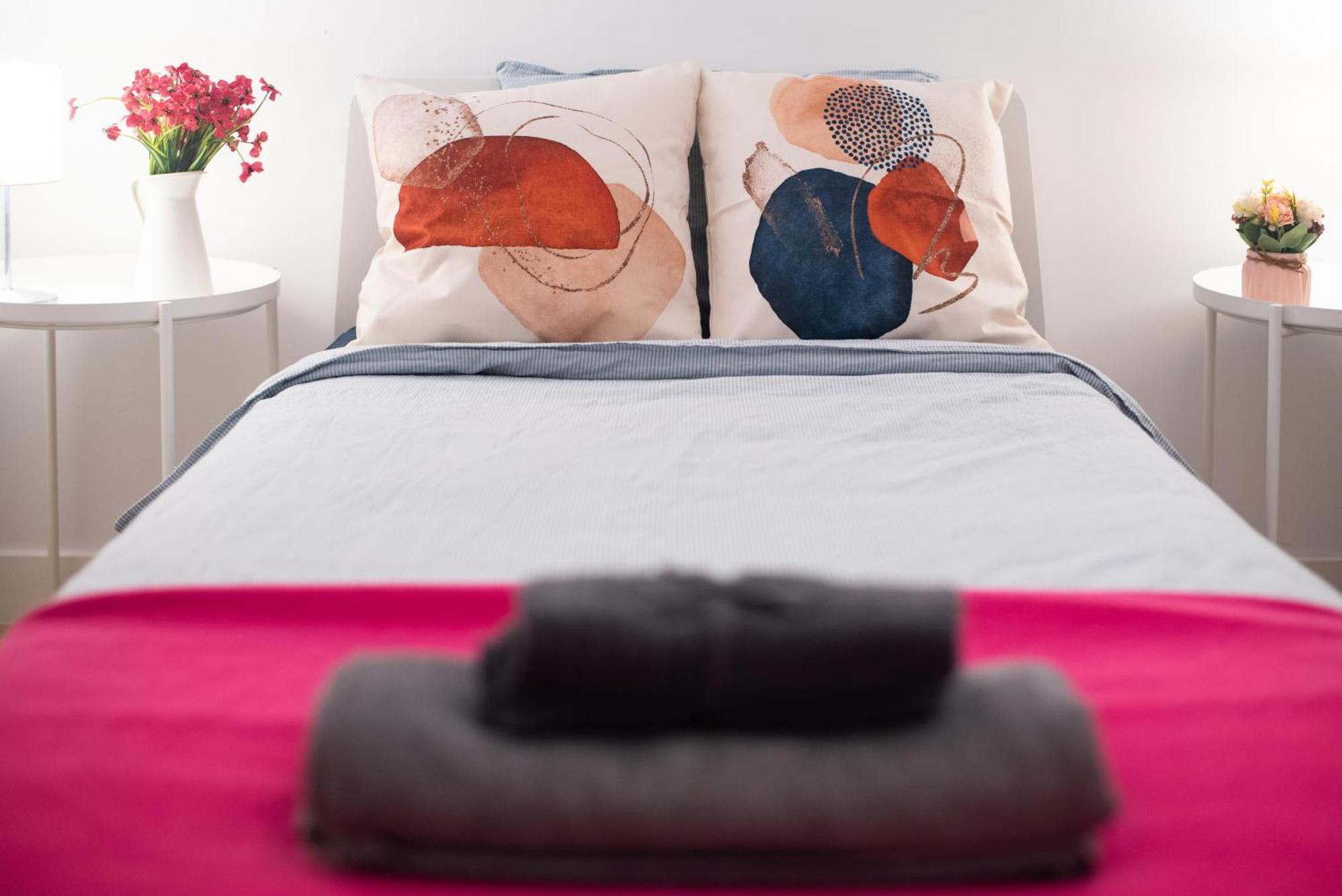 Hostal Sagrada Familia Private *