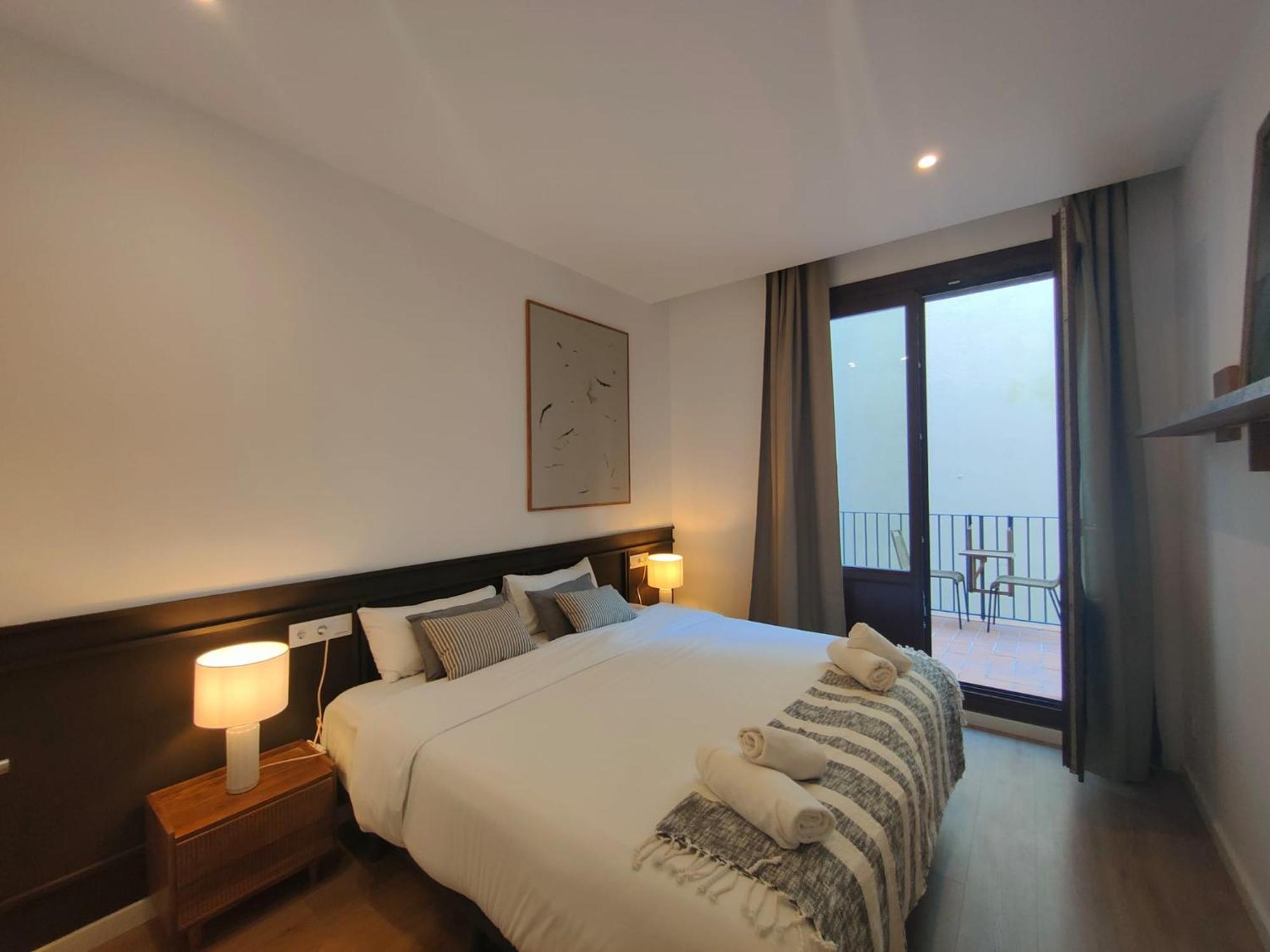 Luxury 4br With Balcony