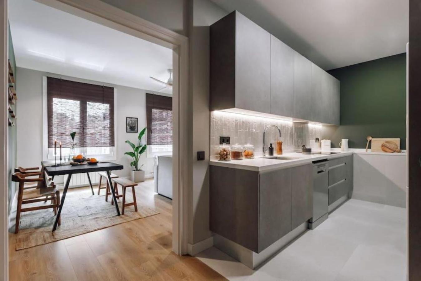 Apartamento Songe - 2 Bedroom In Eixample Esquerra Barcelona