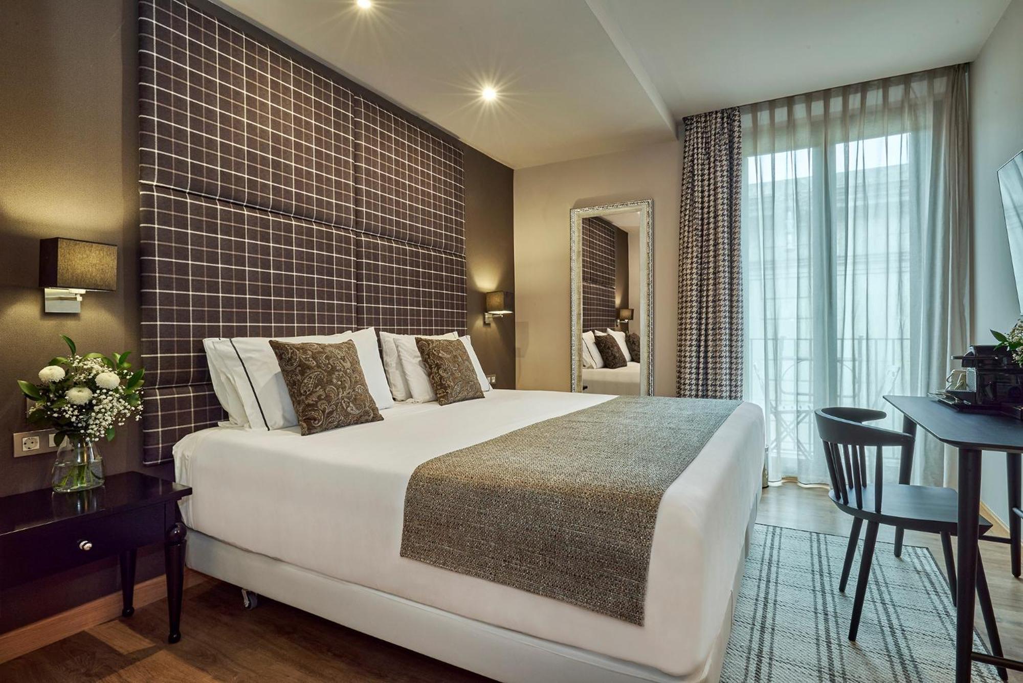 Hesperia Barri Gotic 3*
