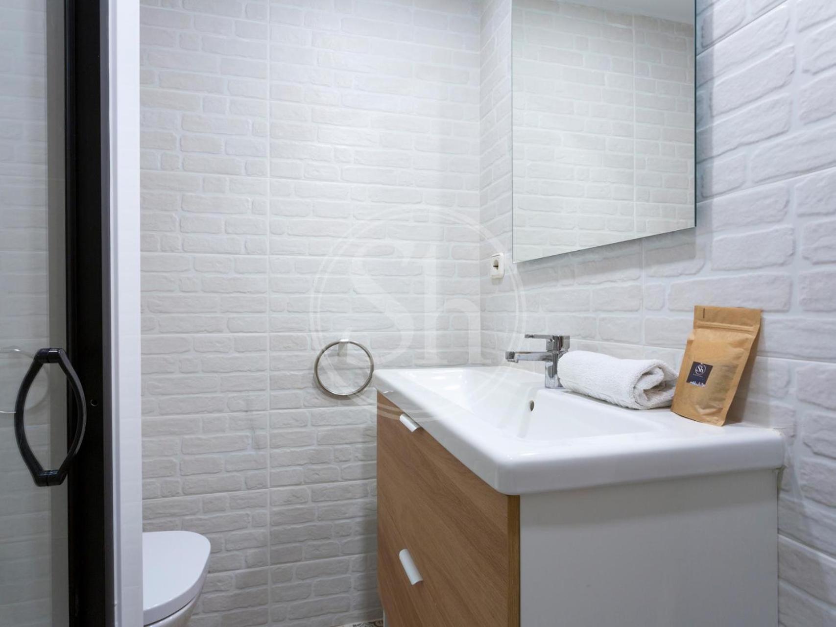 Apartamento Dos En Gracia Barcelona
