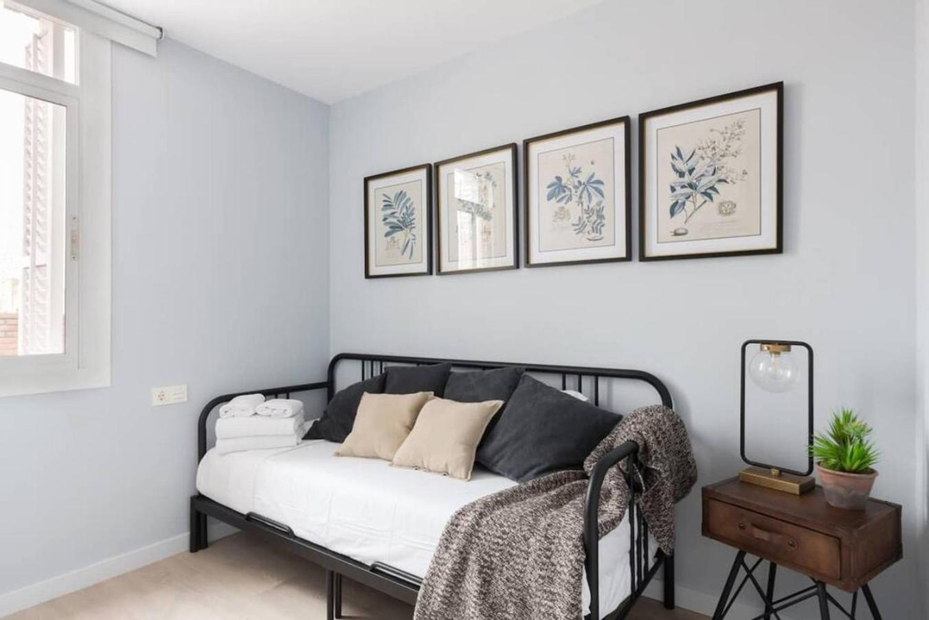 2 Bdr Penthouse In Grcia *