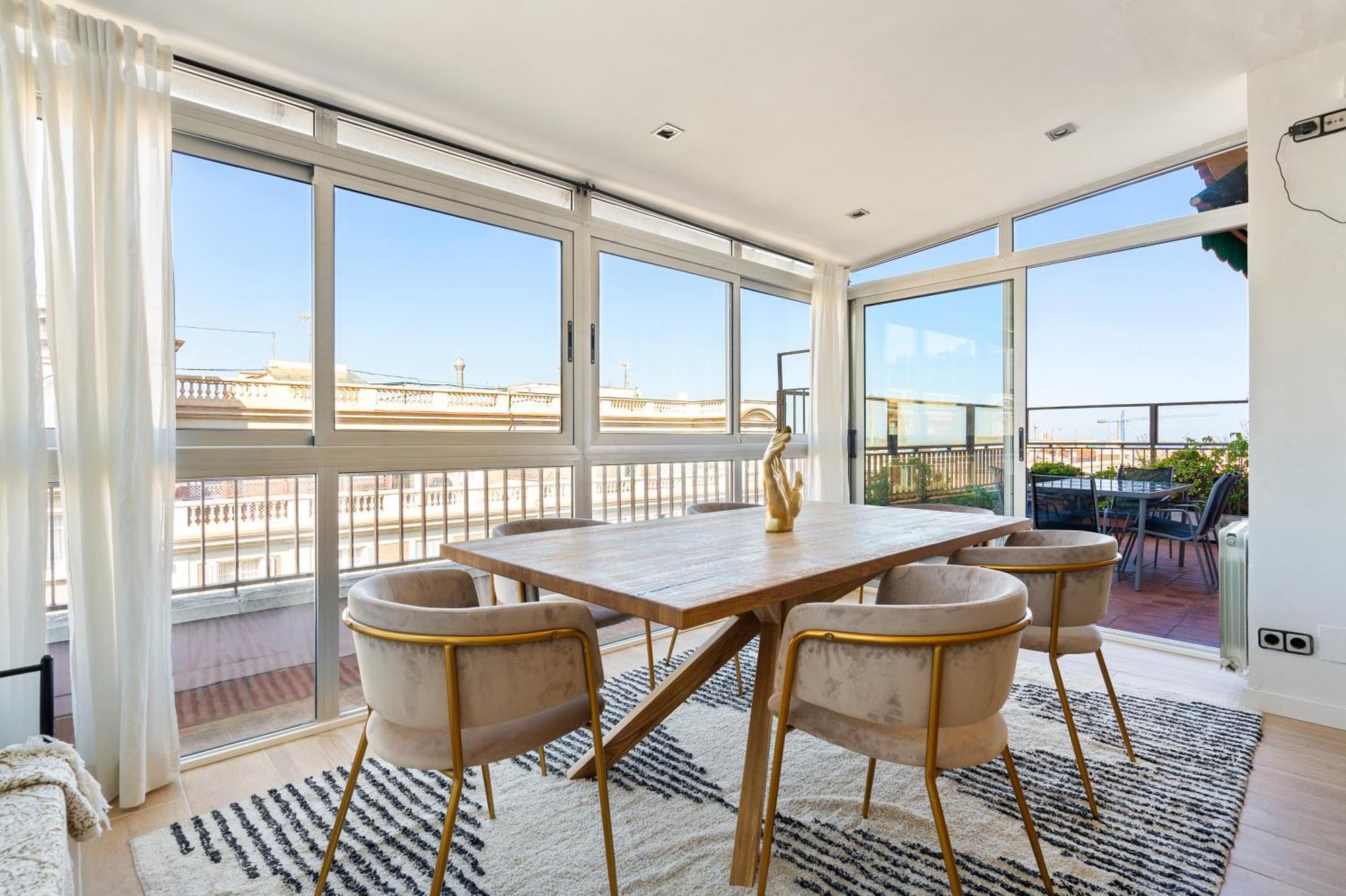 Apartamento Chic 3br Retreat With Private Terrace *