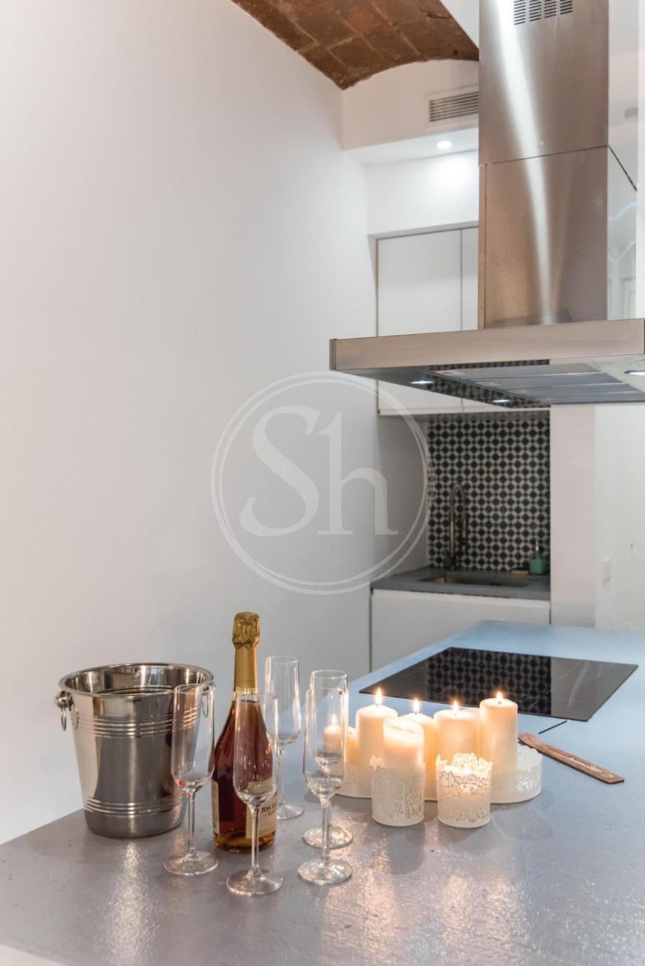 Acogedor En El Eixample Apartamento
