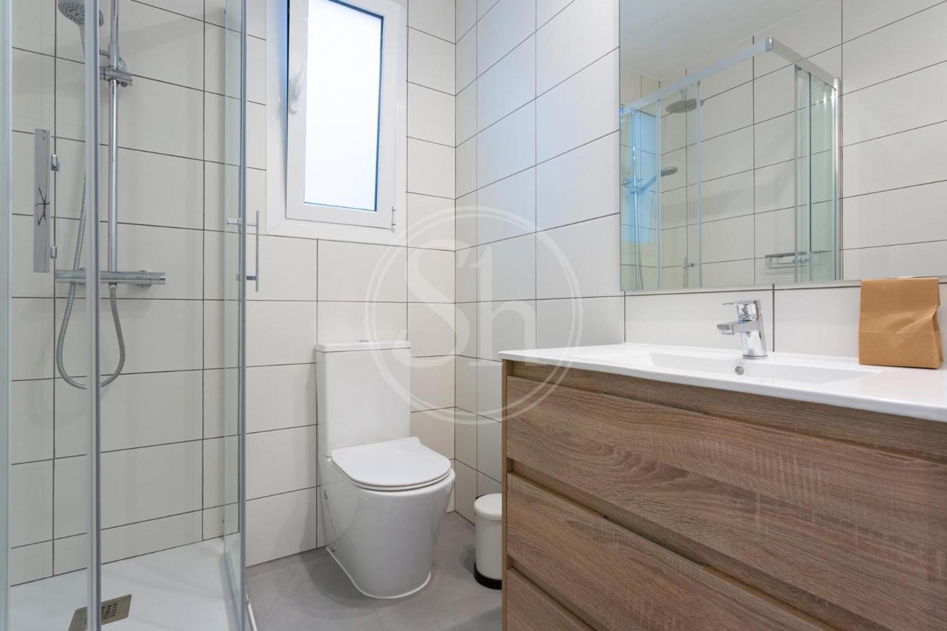 Apartamento Hermoso Cerca De Plaza Universitat Barcelona