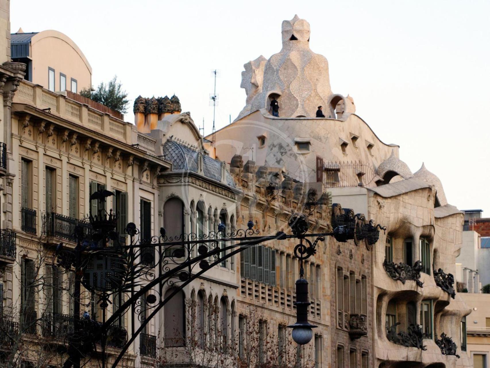 Con Terraza Junto A Paseo De Gracia Apartamento Barcelona