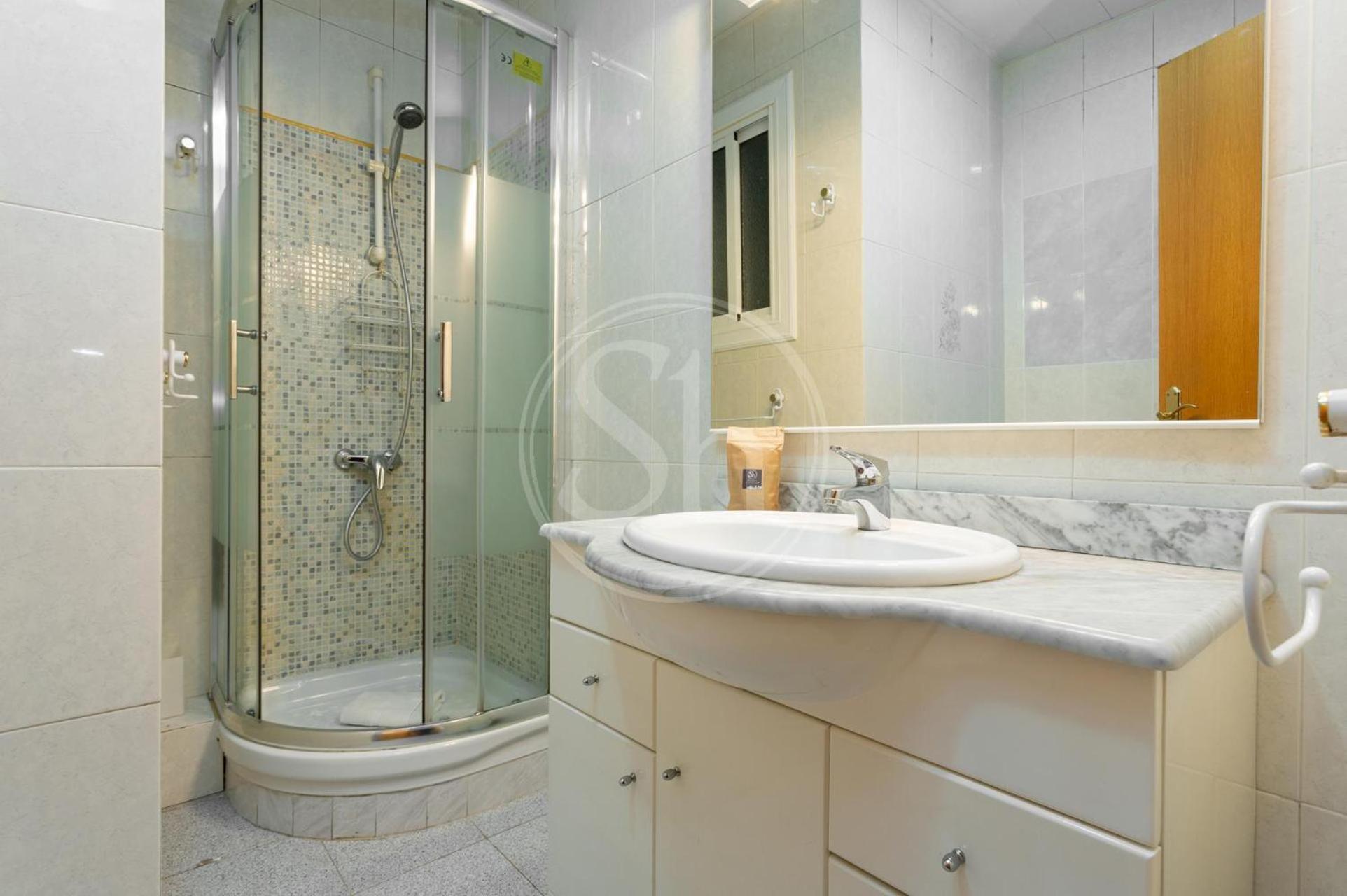 Bonito Cerca Del Parc Gueell Apartamento