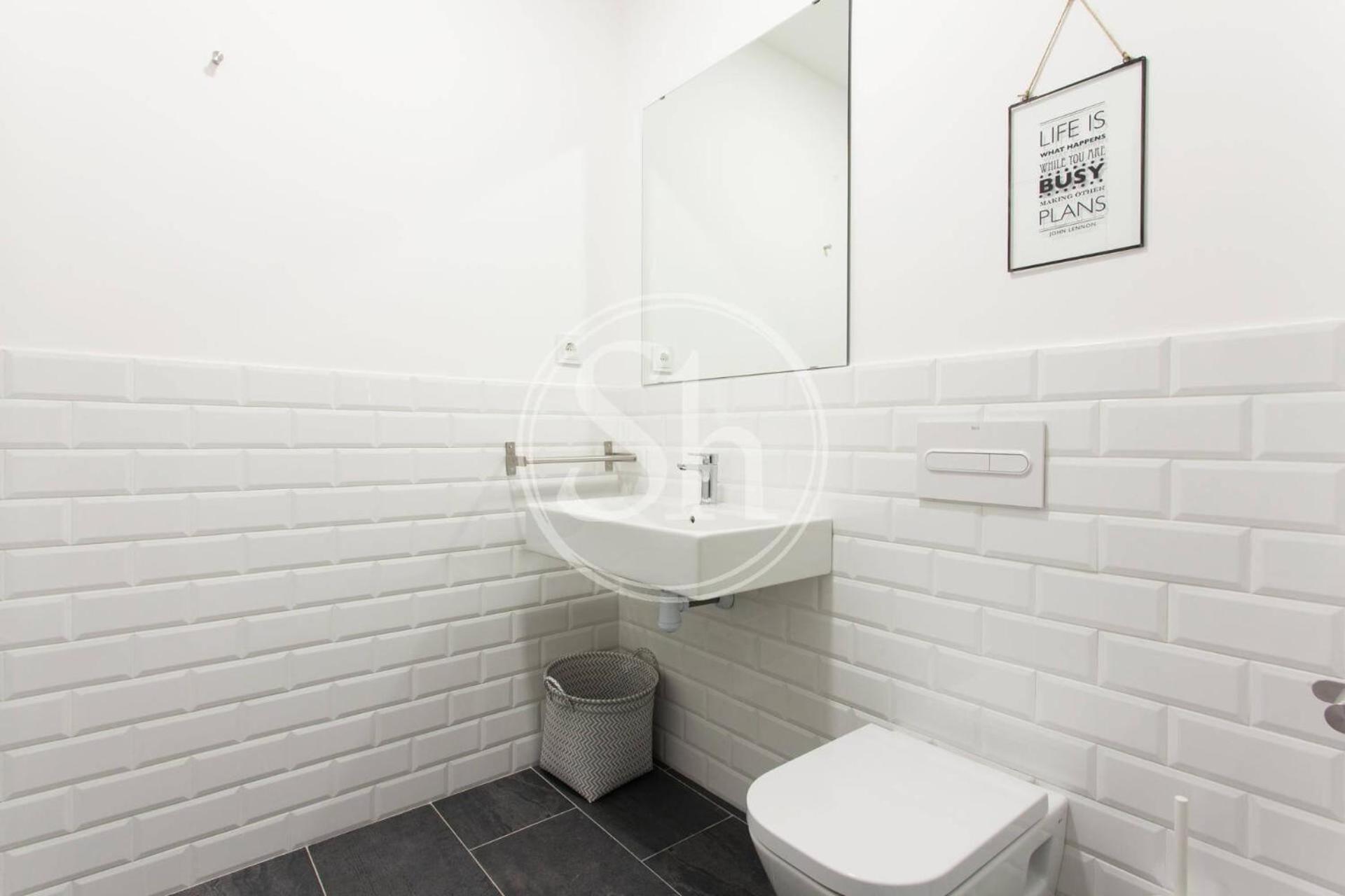 Centrico Y Moderno Apartamento Iii