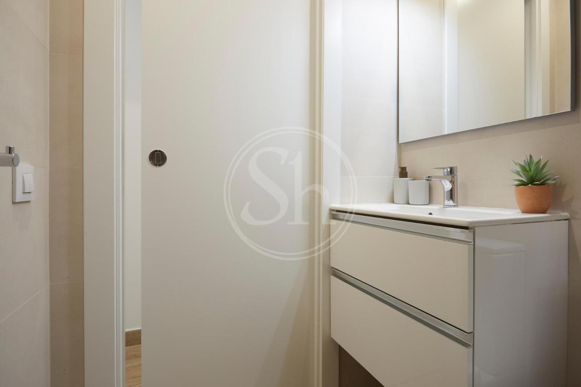 Apartment Hermoso Junto A La Sagrada Familia