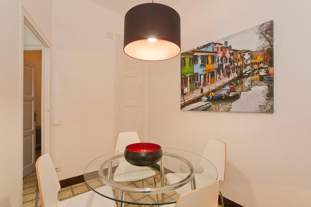 En Avenida Gaudi Apartamento *