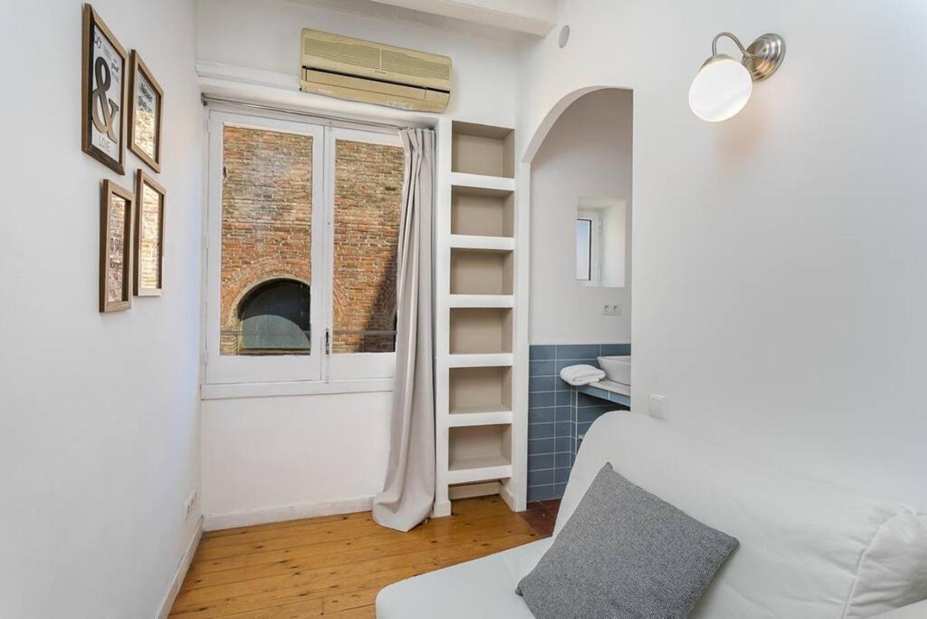Luxurious With Awesome Rooftop Apartamento Barcelona