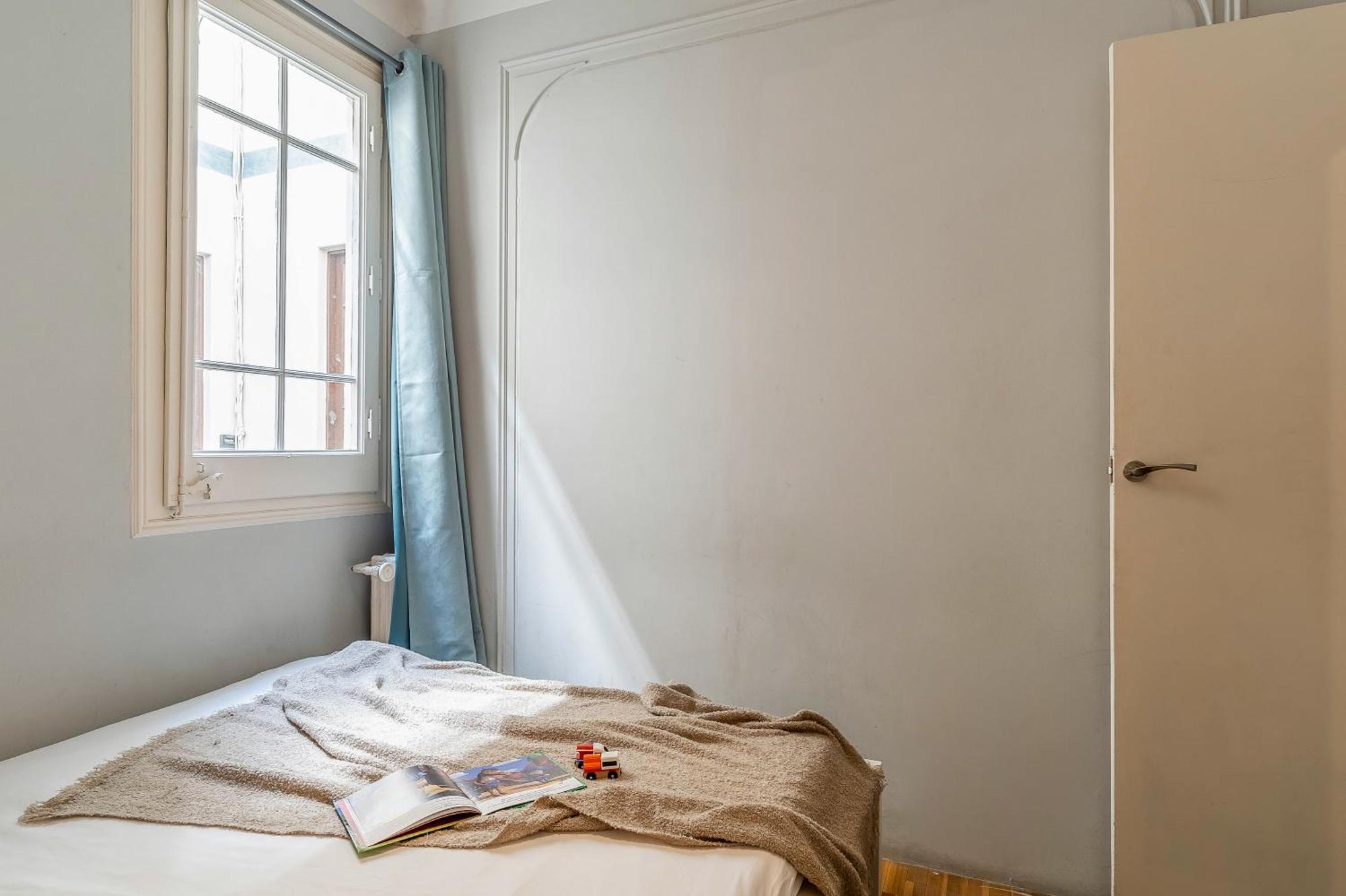 Canela Homes Diputacio Barcelona