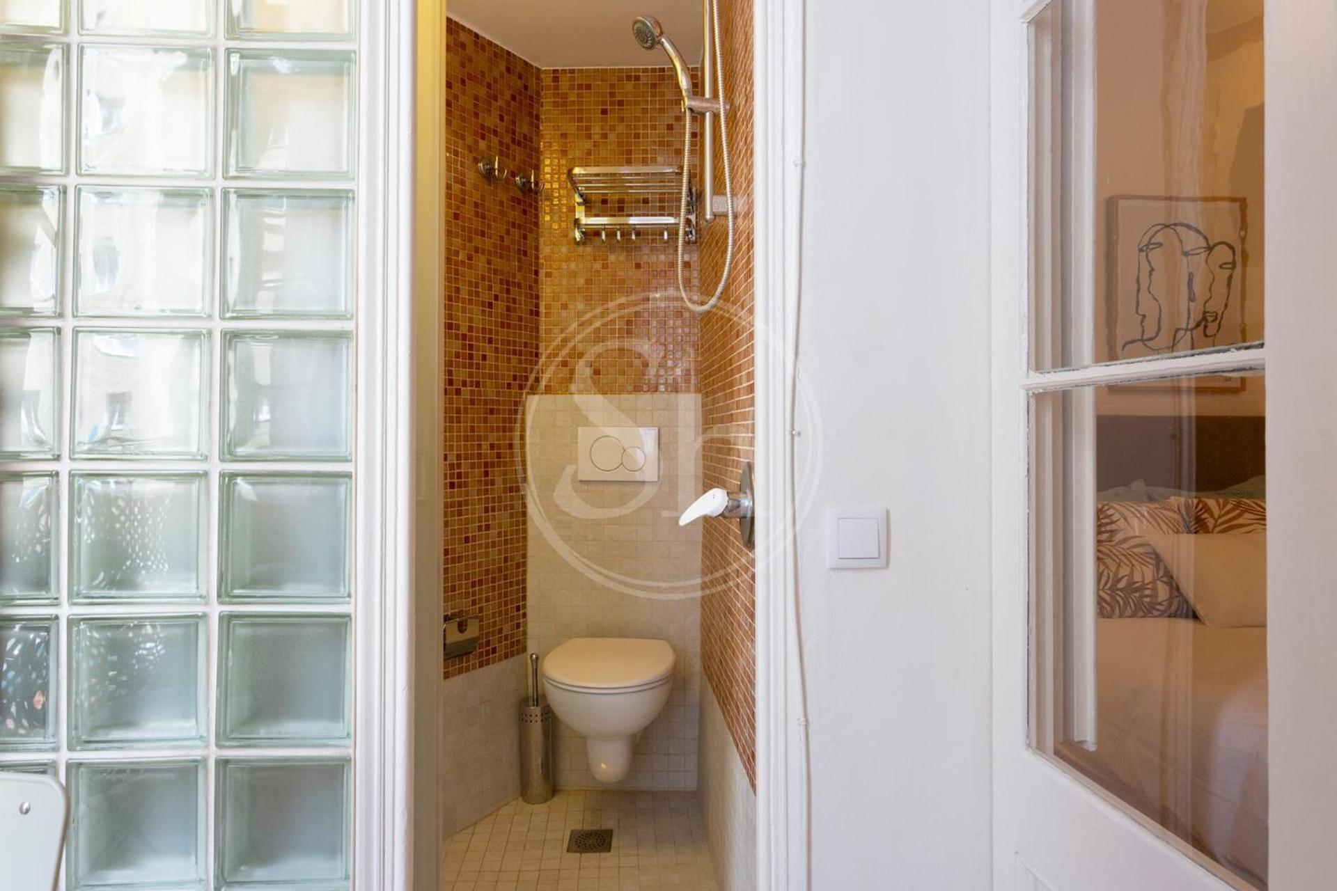 Apartment Comodo Piso En Eixample Barcelona