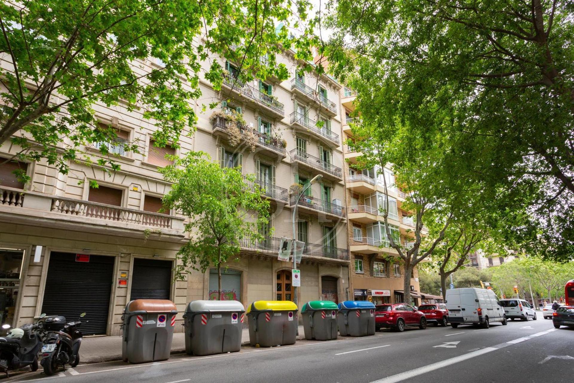 Comodo Piso En Eixample Apartment Barcelona