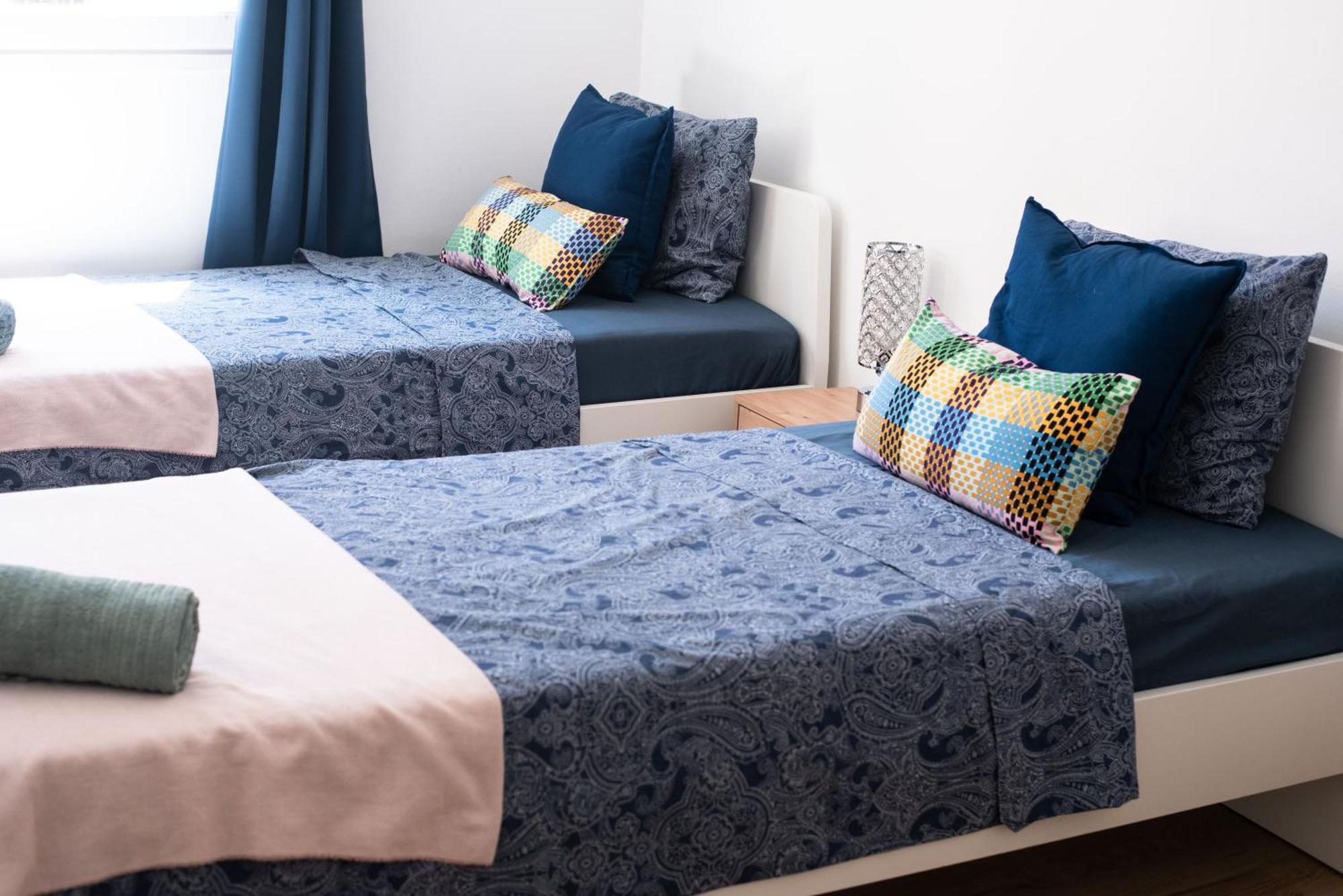 Hostel By Port *