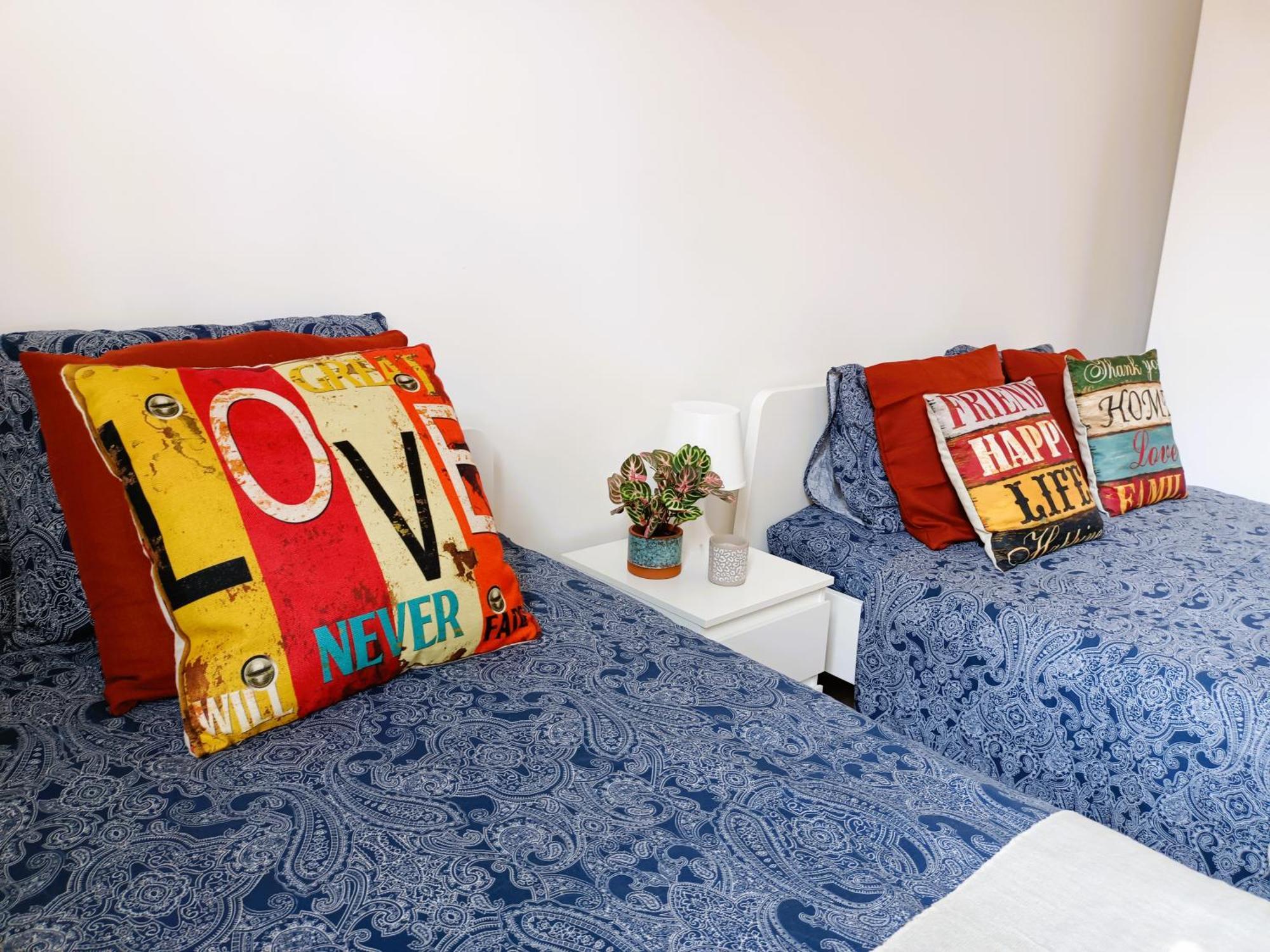 Private By El Born Hostal