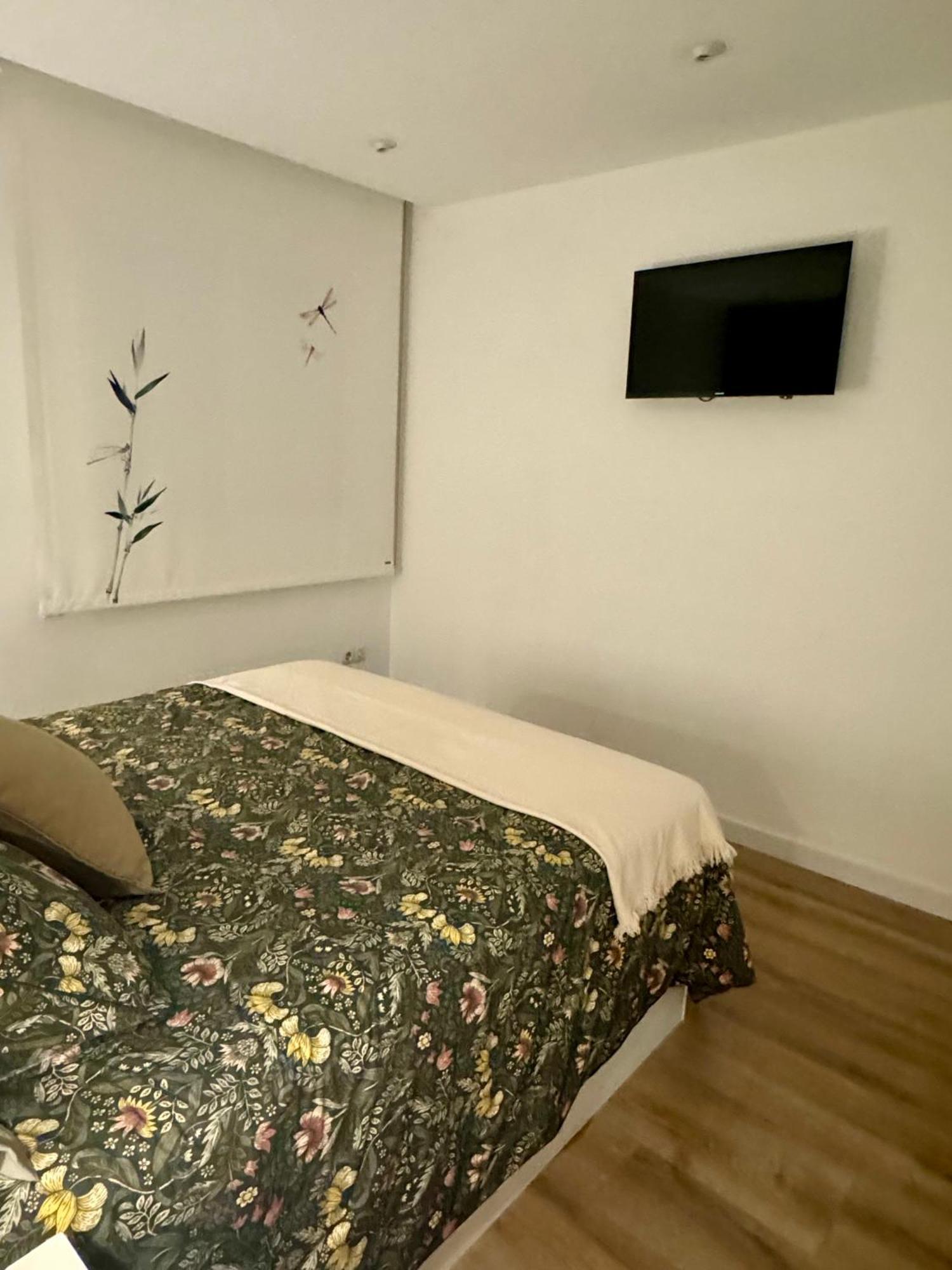 Ideal En Poblenou * Barcelona