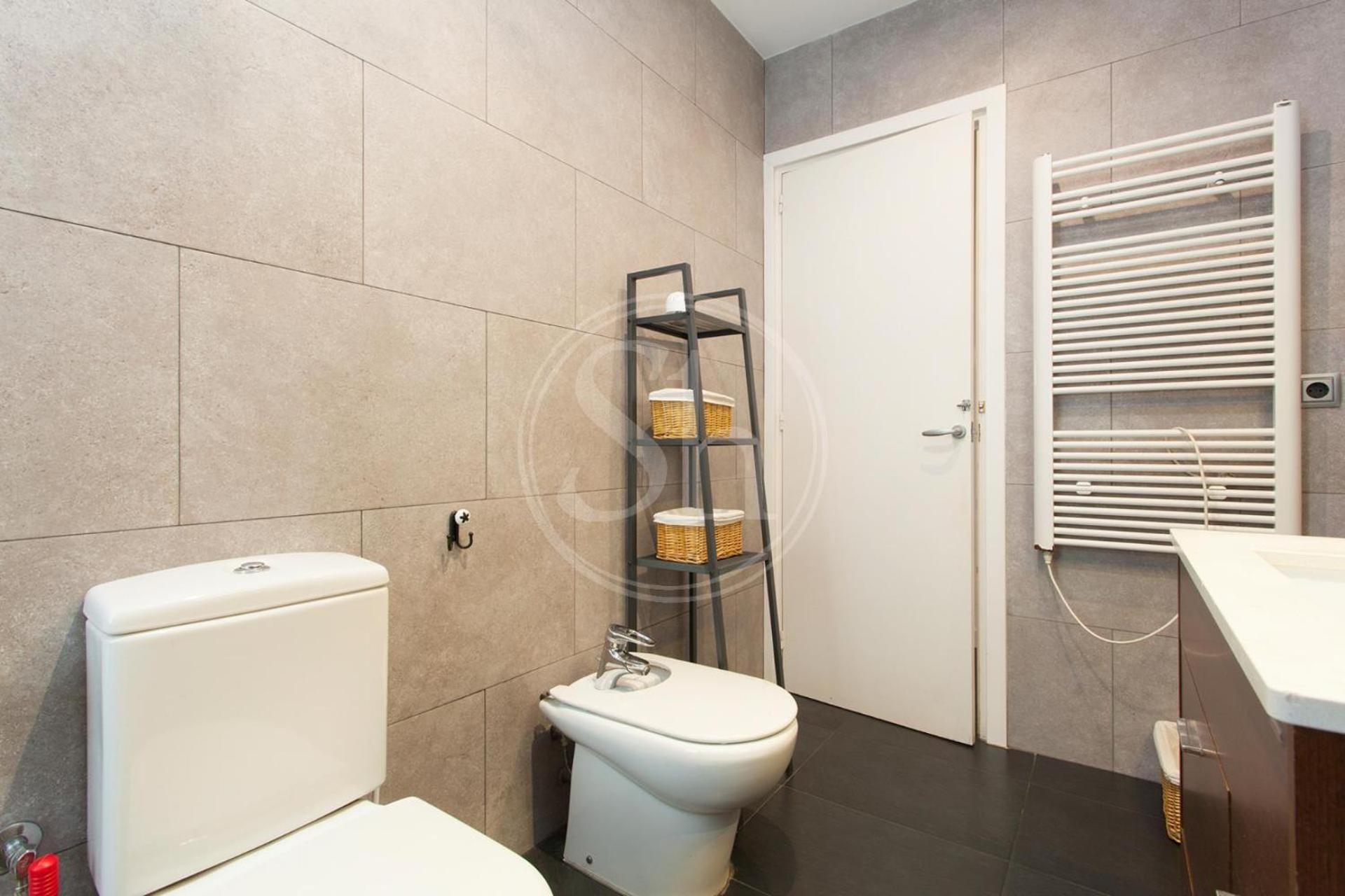 Bonito Con Terraza Apartamento