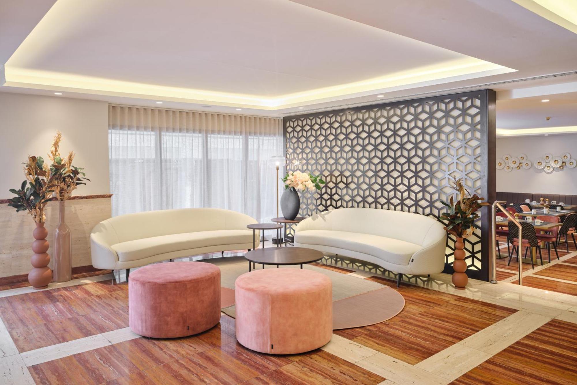 Hotel Exe Mitre 3*