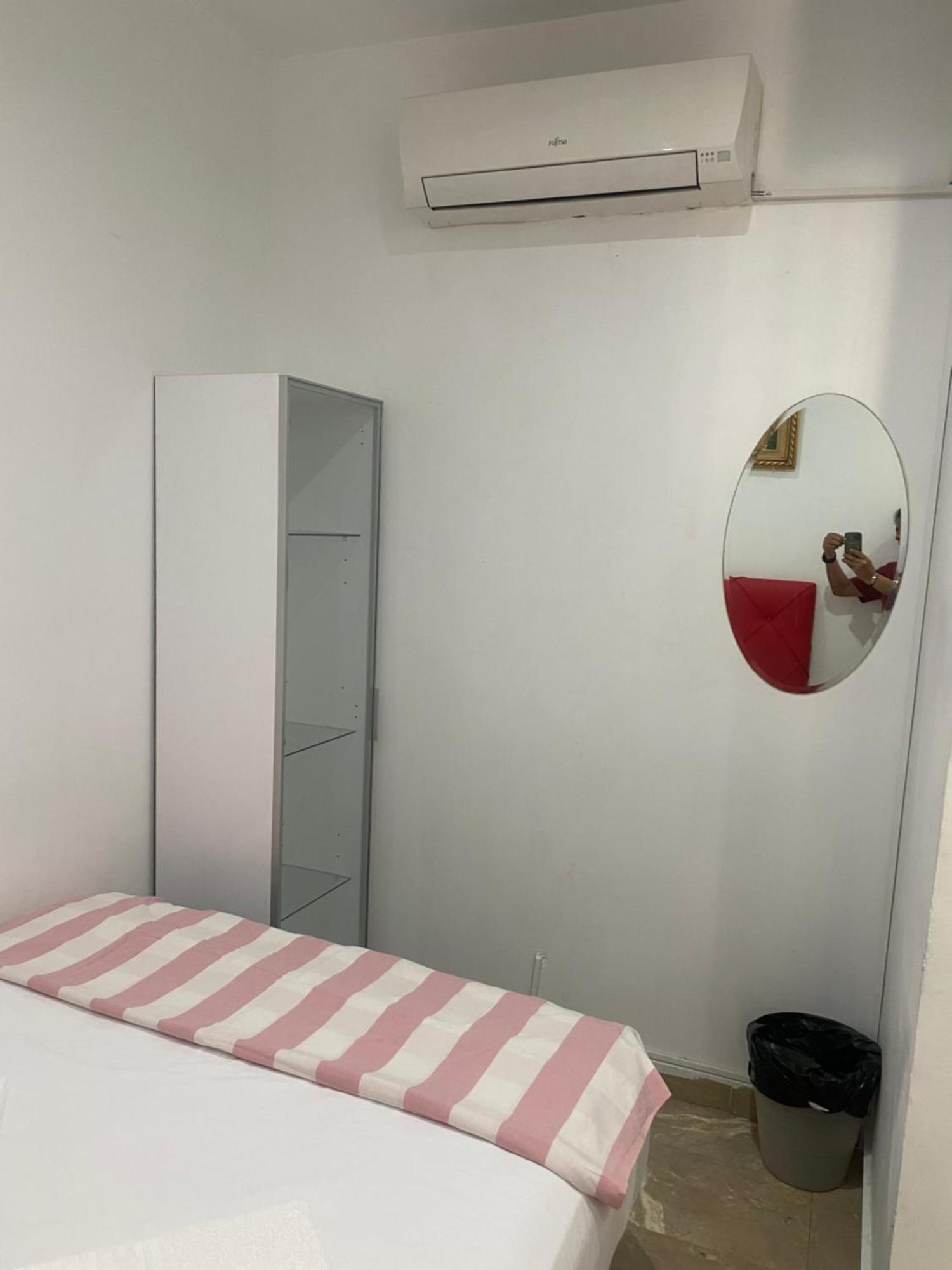 Hostal Granvia 628 *
