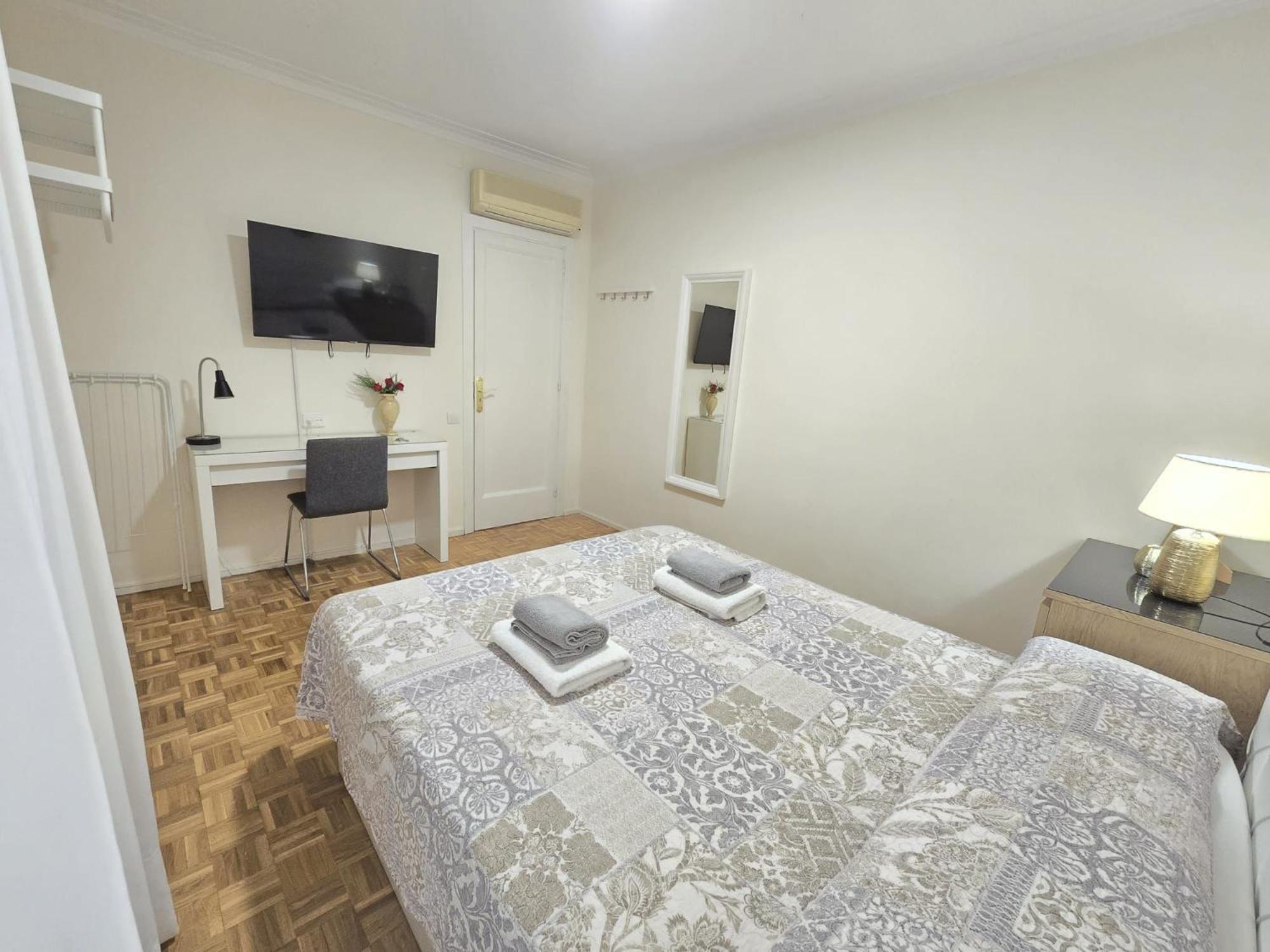 Bed & Breakfast Villaroel *
