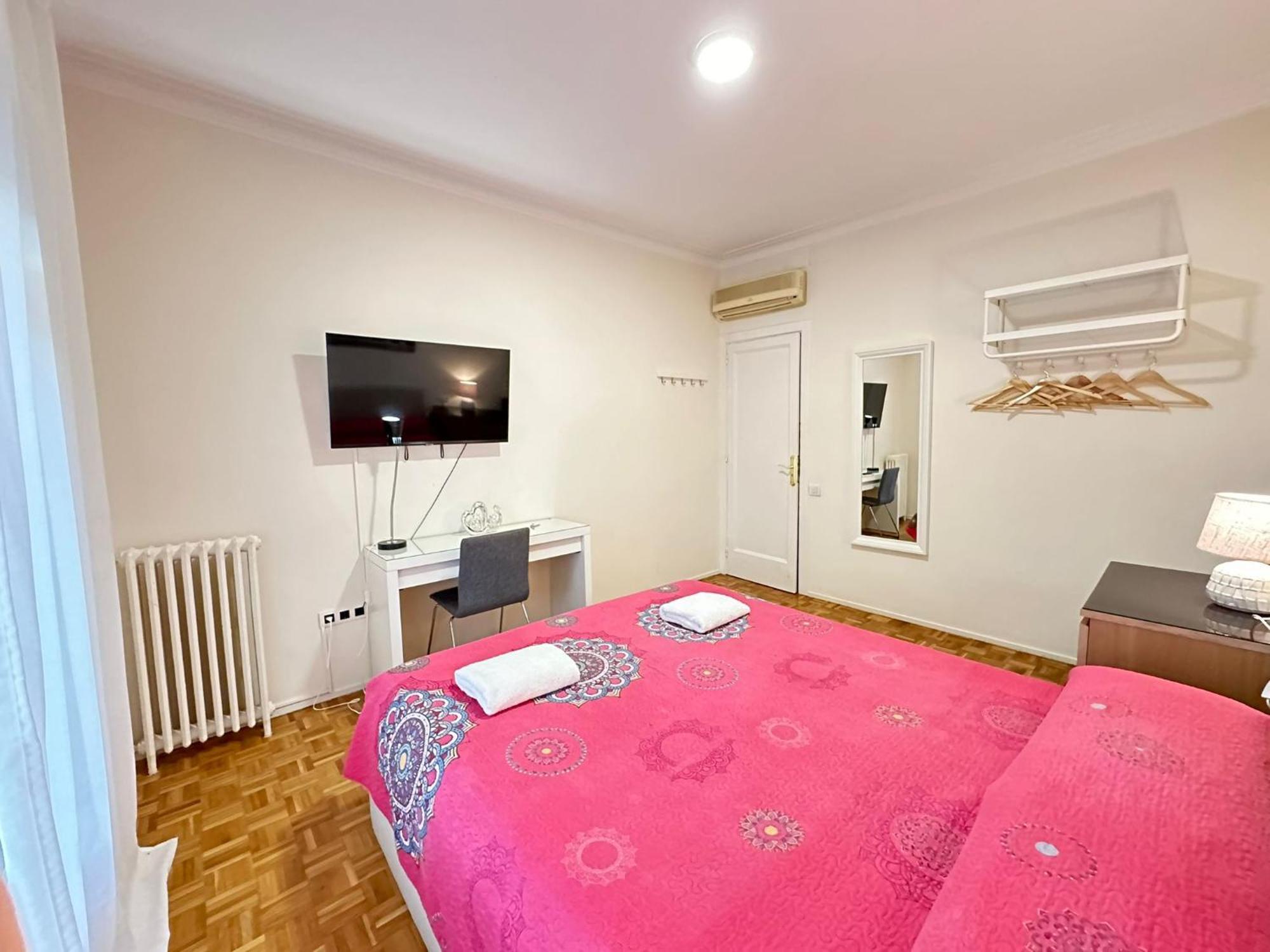 Bed & Breakfast Villaroel Barcelona