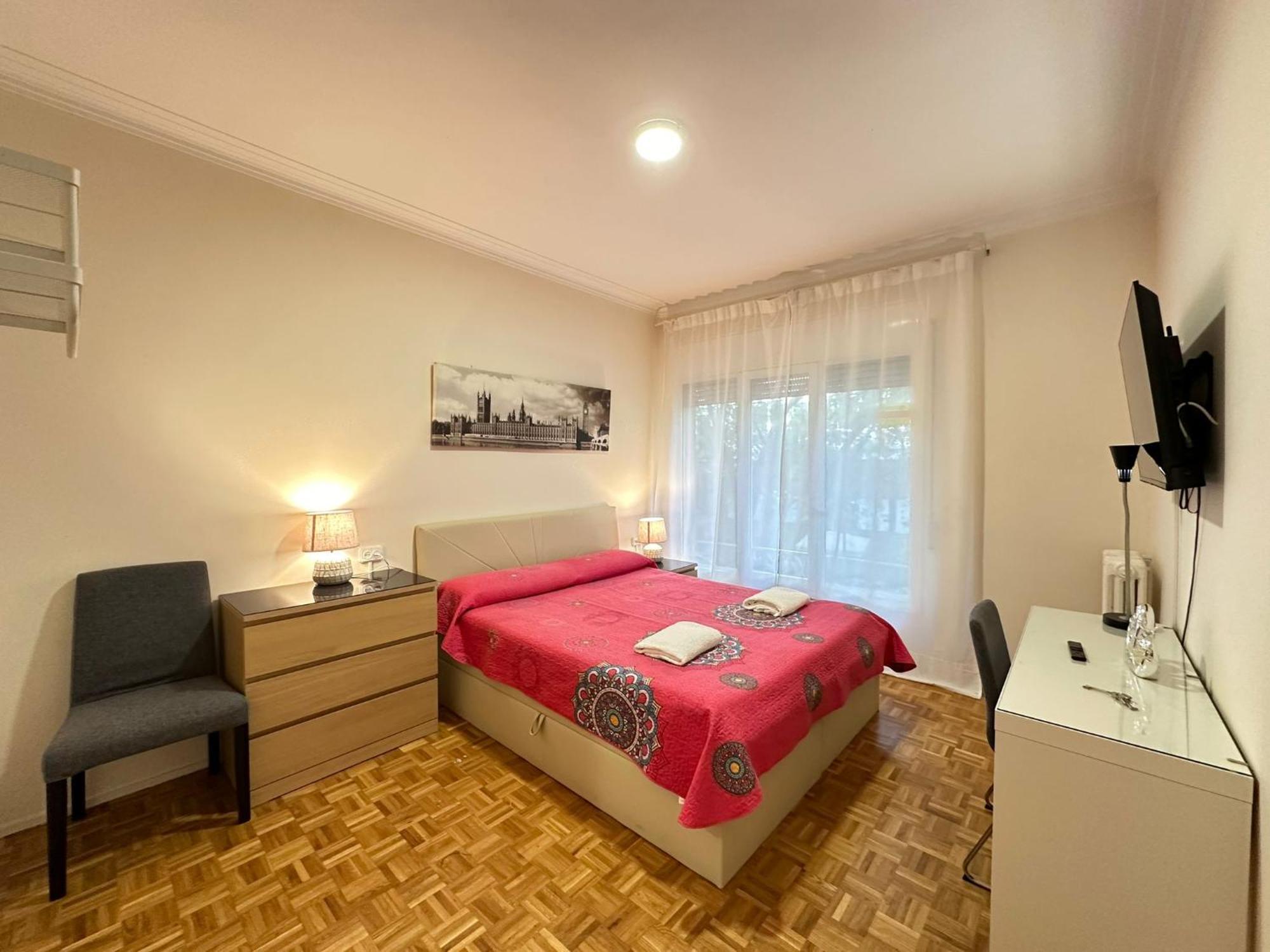 Villaroel Bed & Breakfast Barcelona