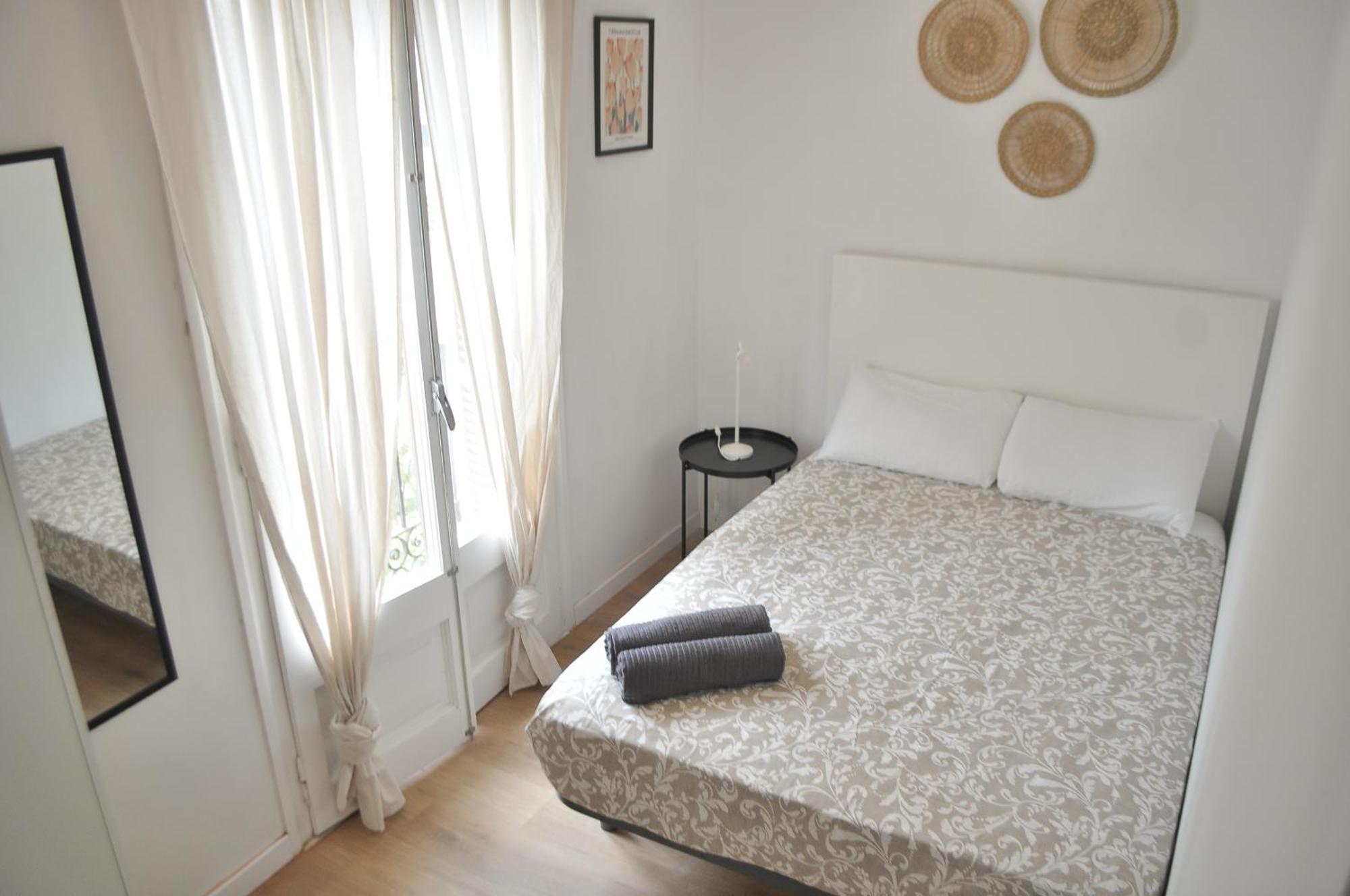 Hostal Gotic Heart Private Cathedral *