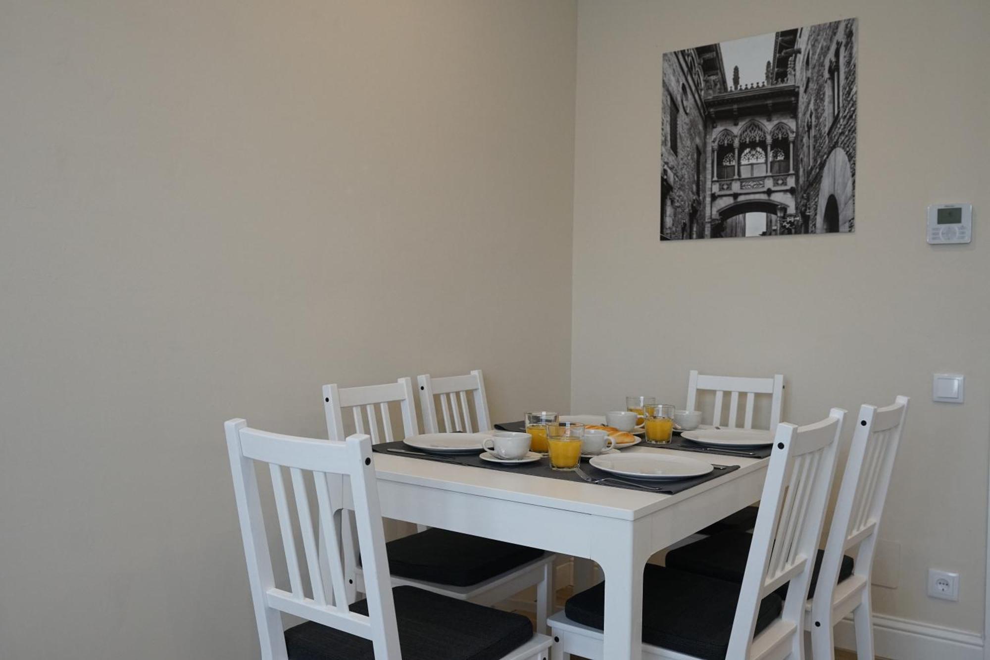 Rius33 - Al Lado De Fuentes De Montjuic Apartment *