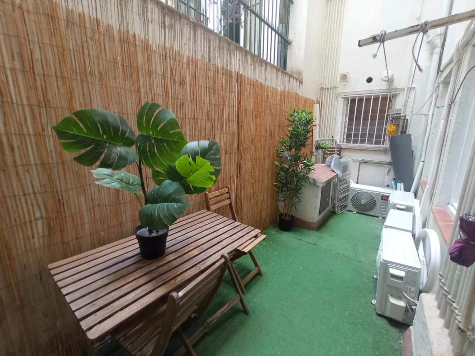 Private On Tamarit Street * Barcelona