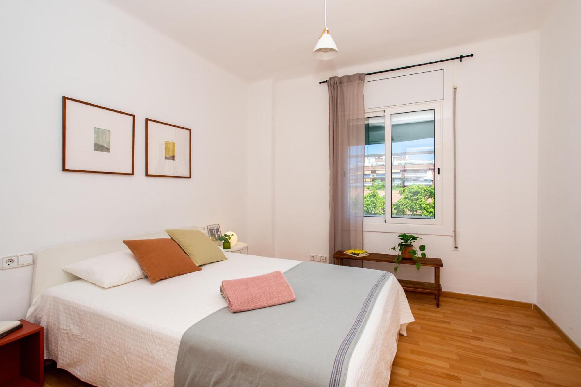 Spacious Sagrada Familia Apartamento