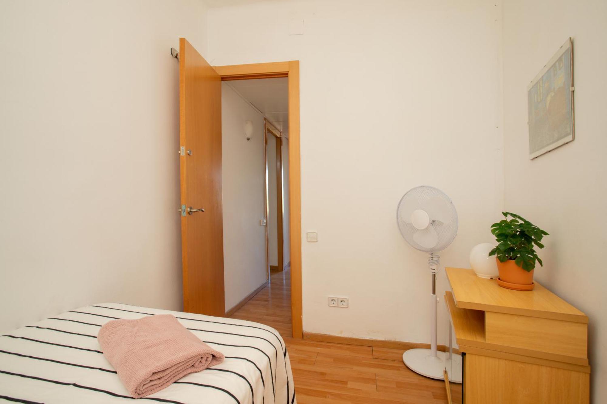 Spacious Sagrada Familia Apartamento