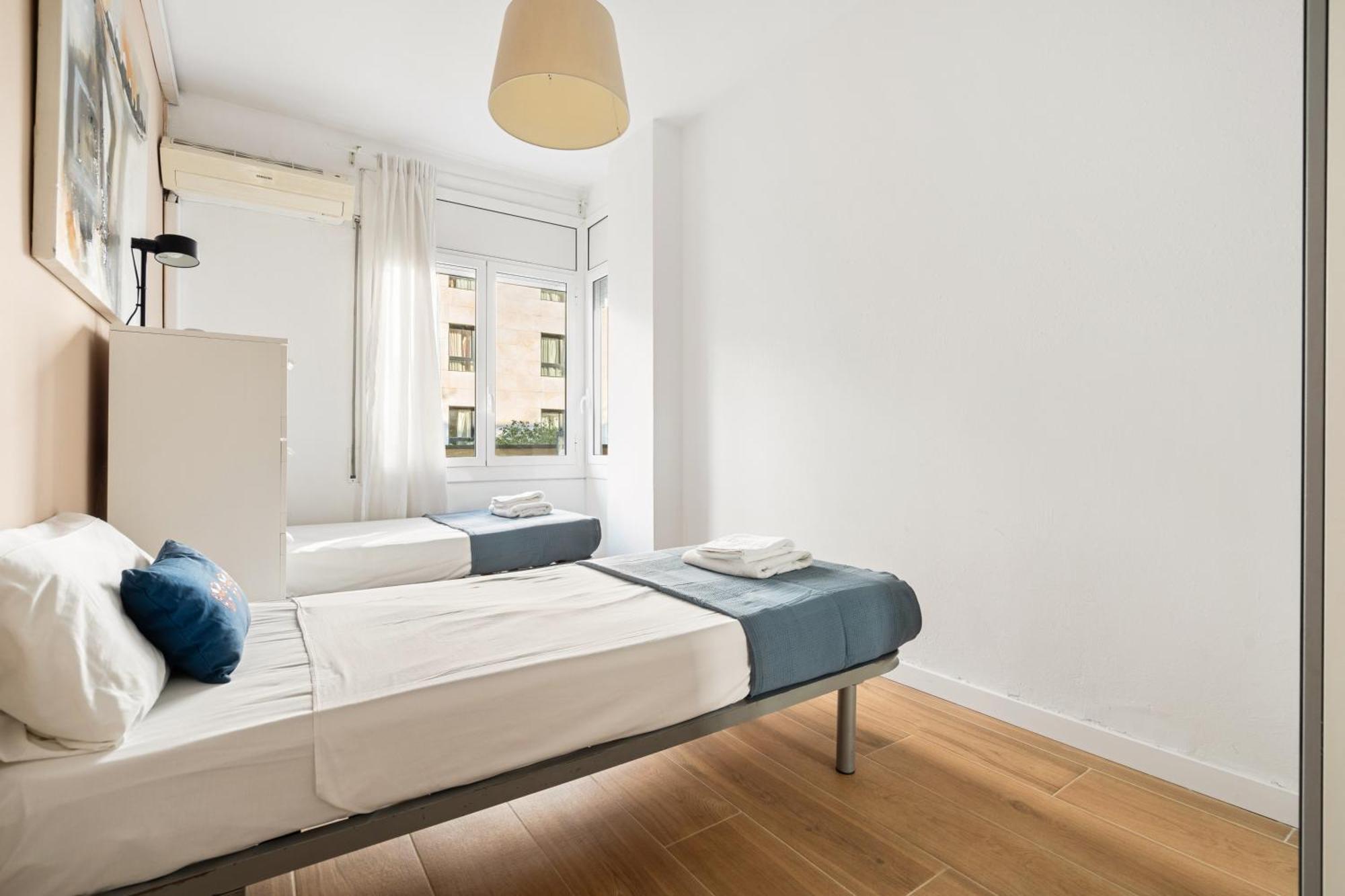 Fridays Flats Spacious 4br Family Retreat Apartamento Barcelona