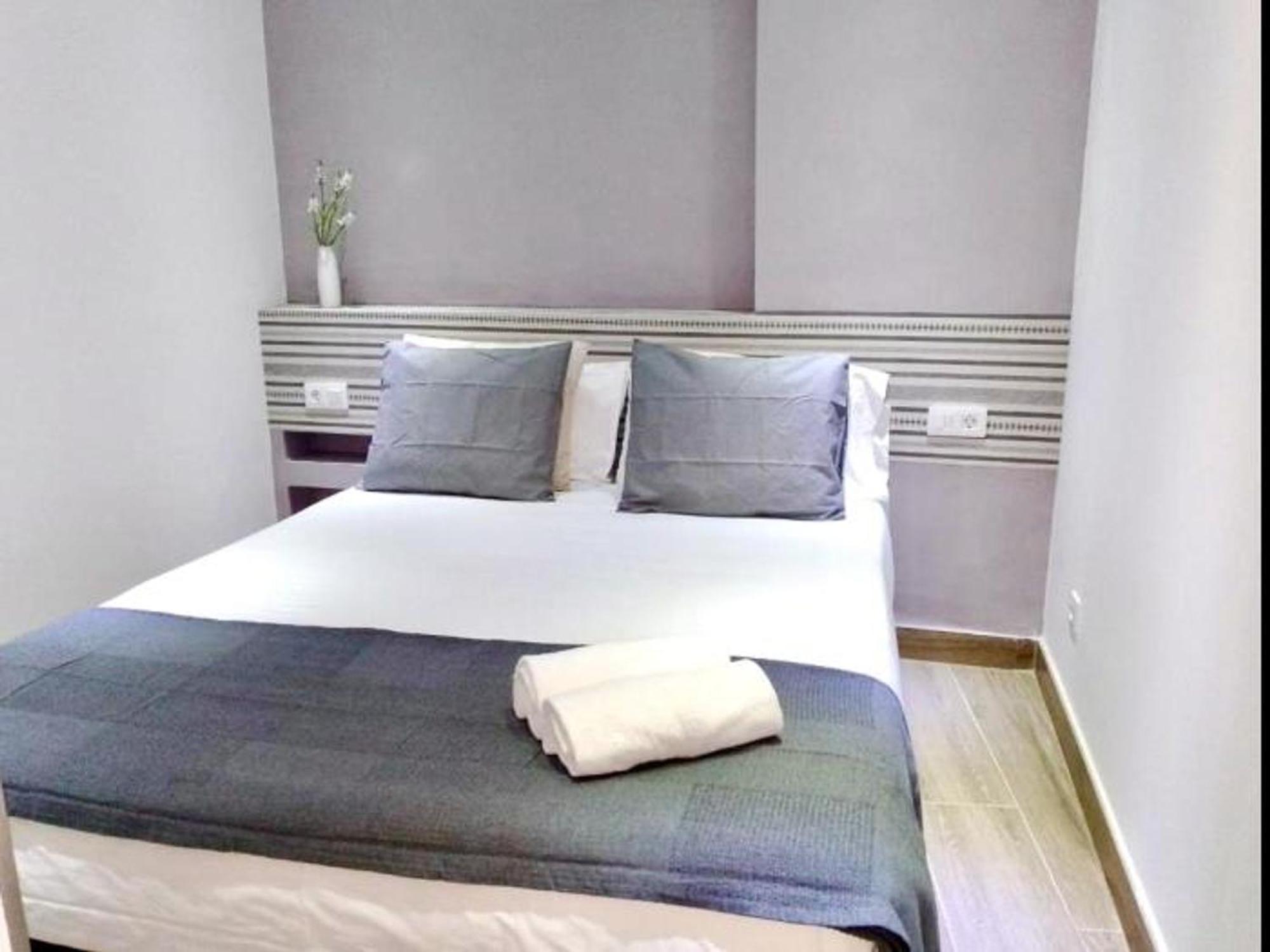 Renovado Con 2 En El Corazon De - Es-341-3 Apartamento *