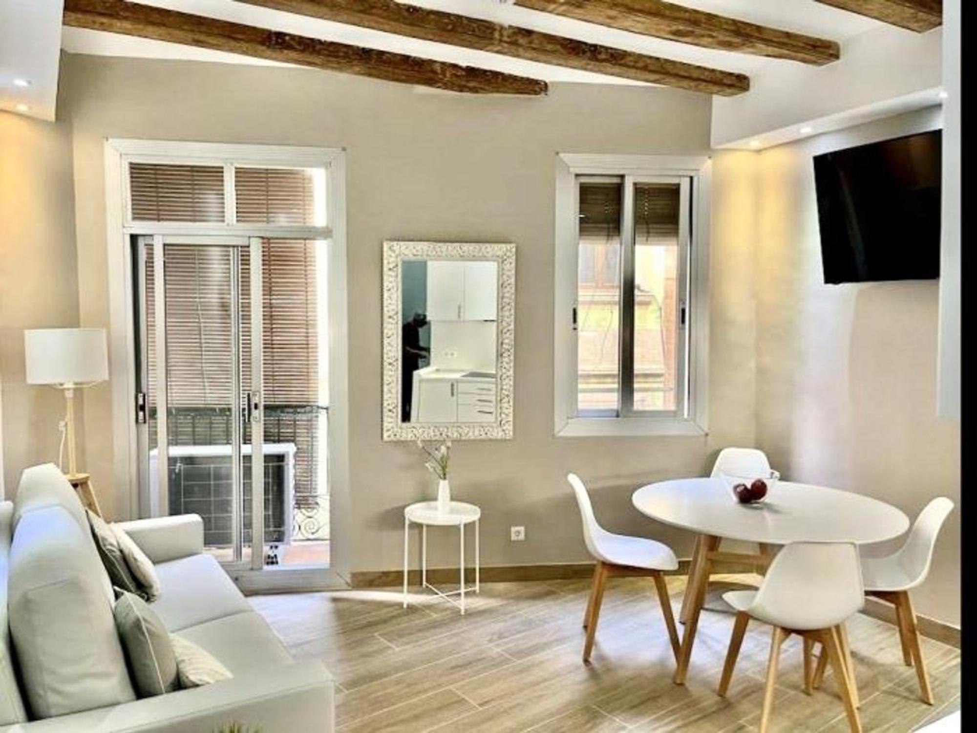 Renovado Con 2 En El Corazon De - Es-341-3 * Barcelona