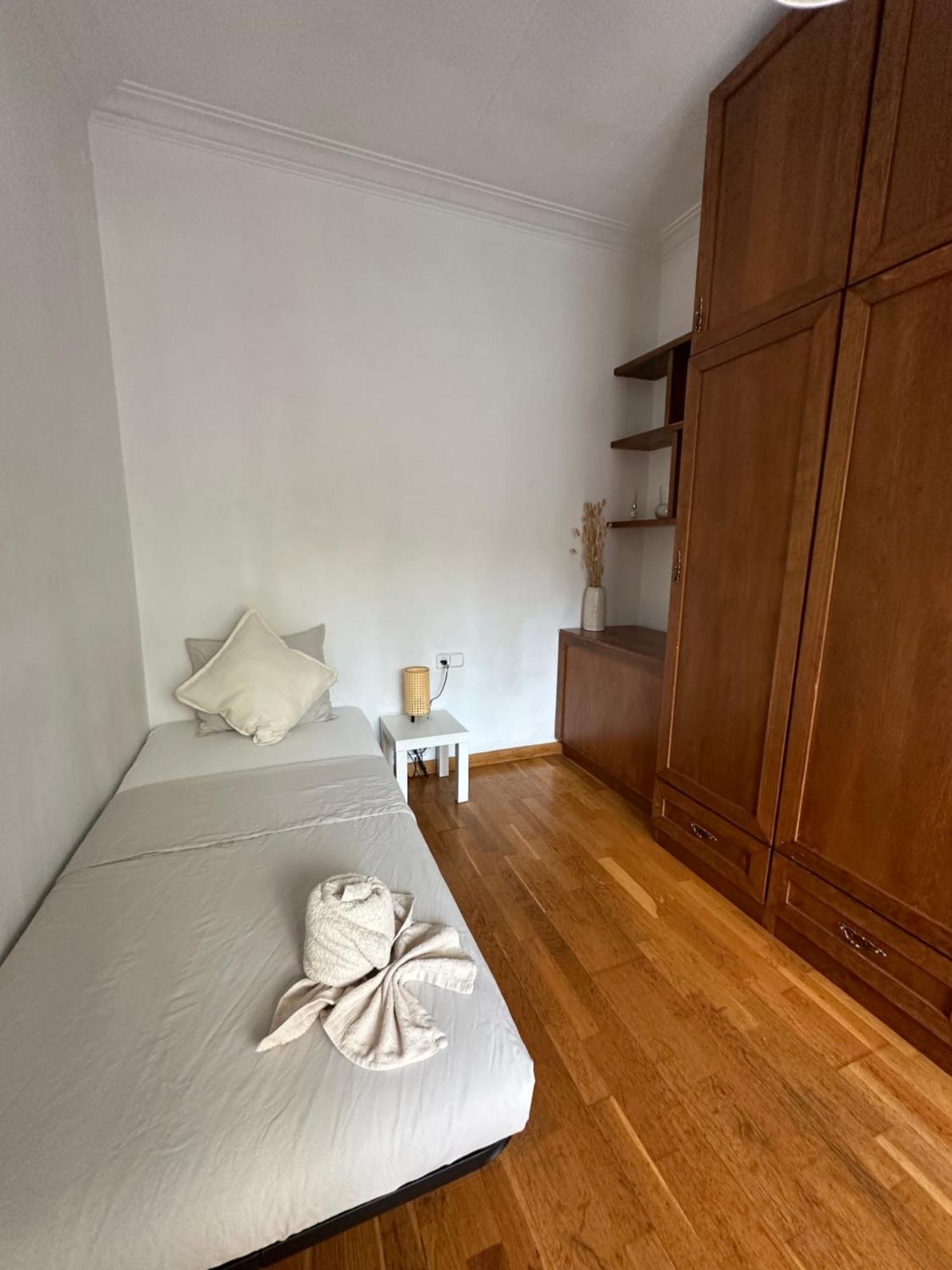 In Spacious In City Center * Barcelona