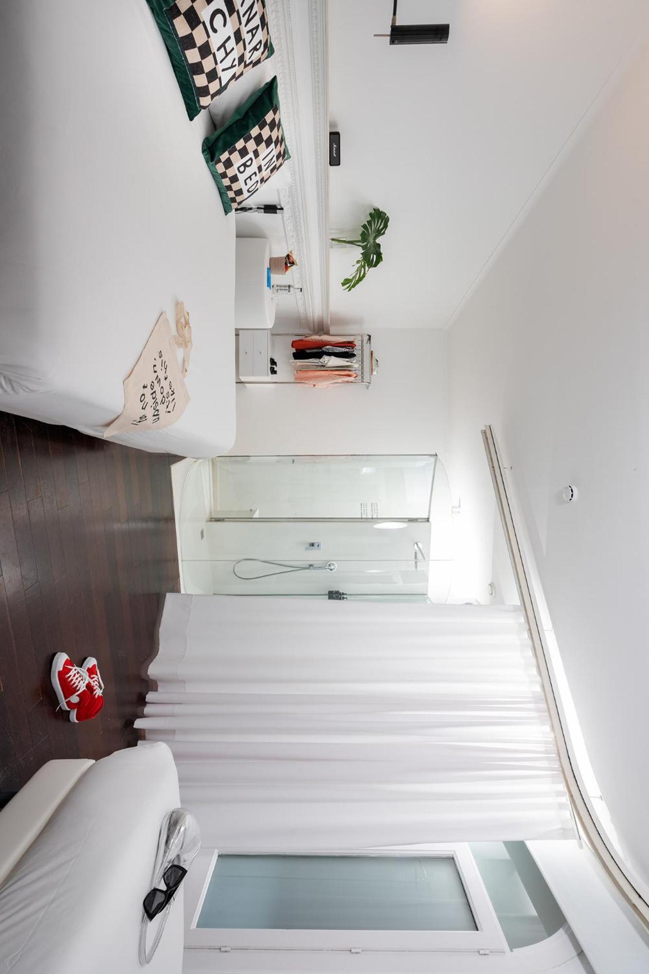 Hotel Chic & Basic Born Boutique