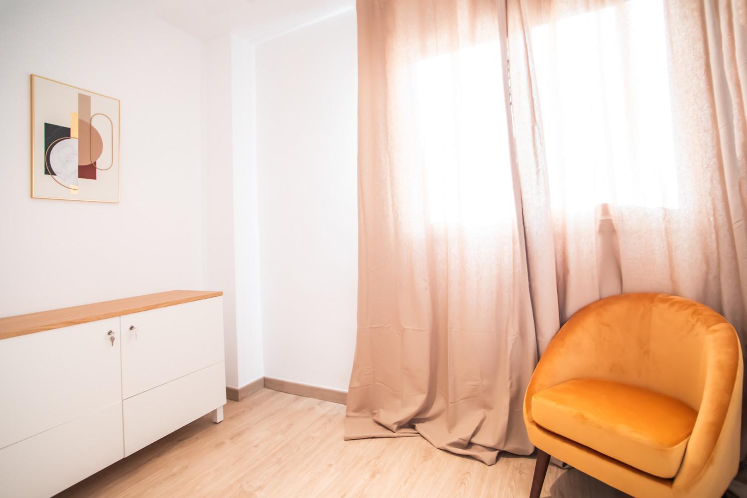 12crc1038 - Big & Cozy 2bed In The Barcelona