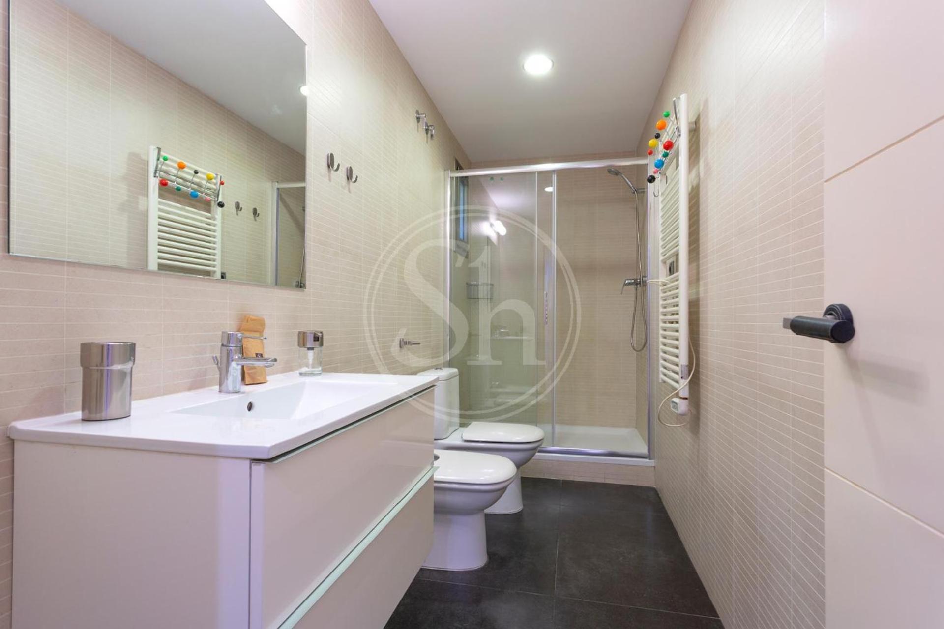 Comodo En El Eixample Apartamento