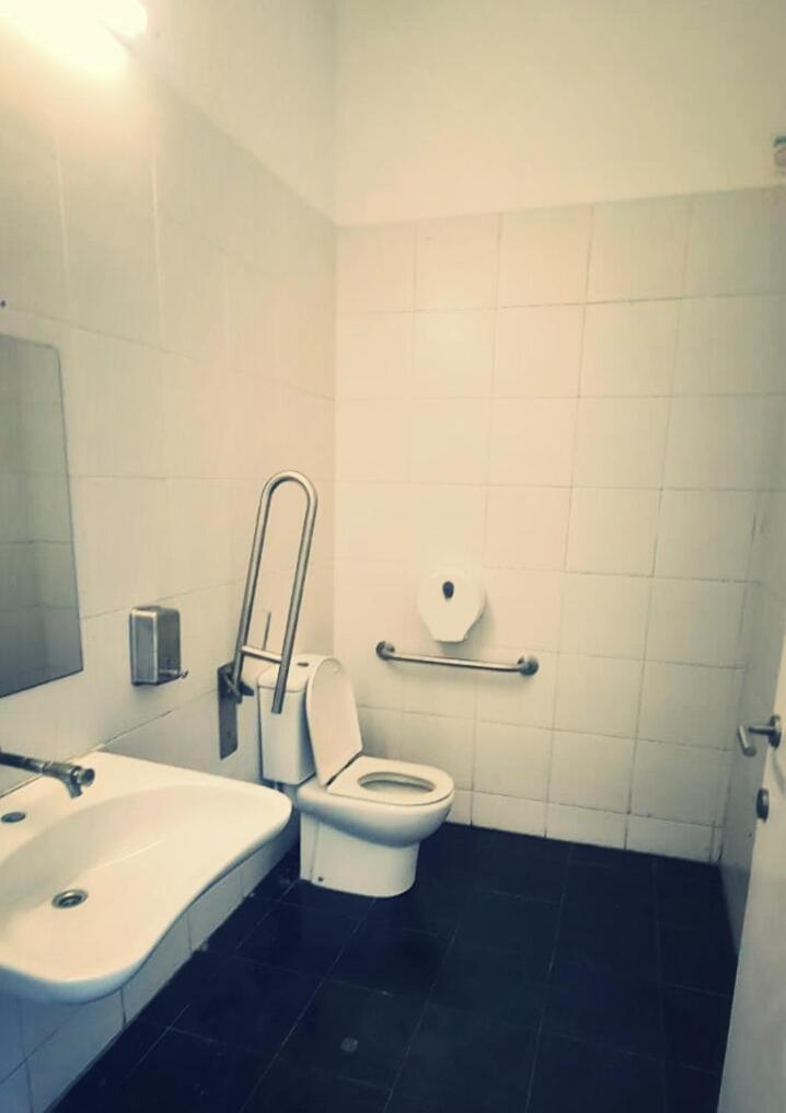 Cosy Boat Flat At Hotel en barco *