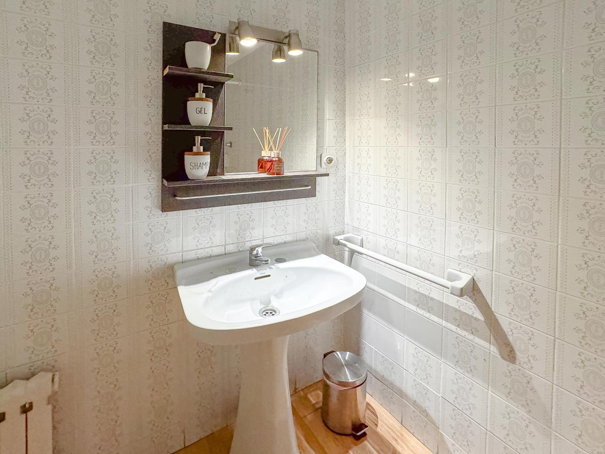 Apartamento Lovely In Shared Gracia Neighborhood Barcelona