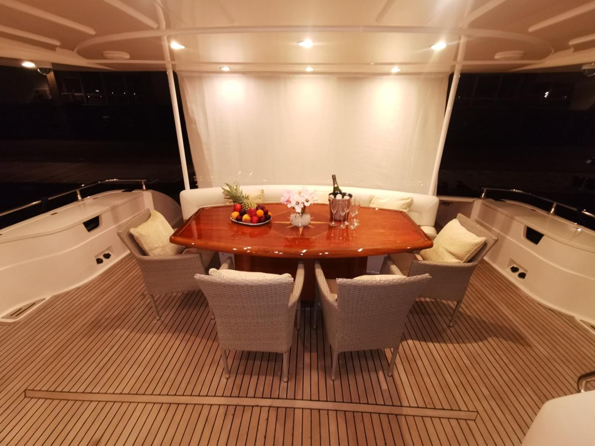 Luxury Yacht * Barcelona