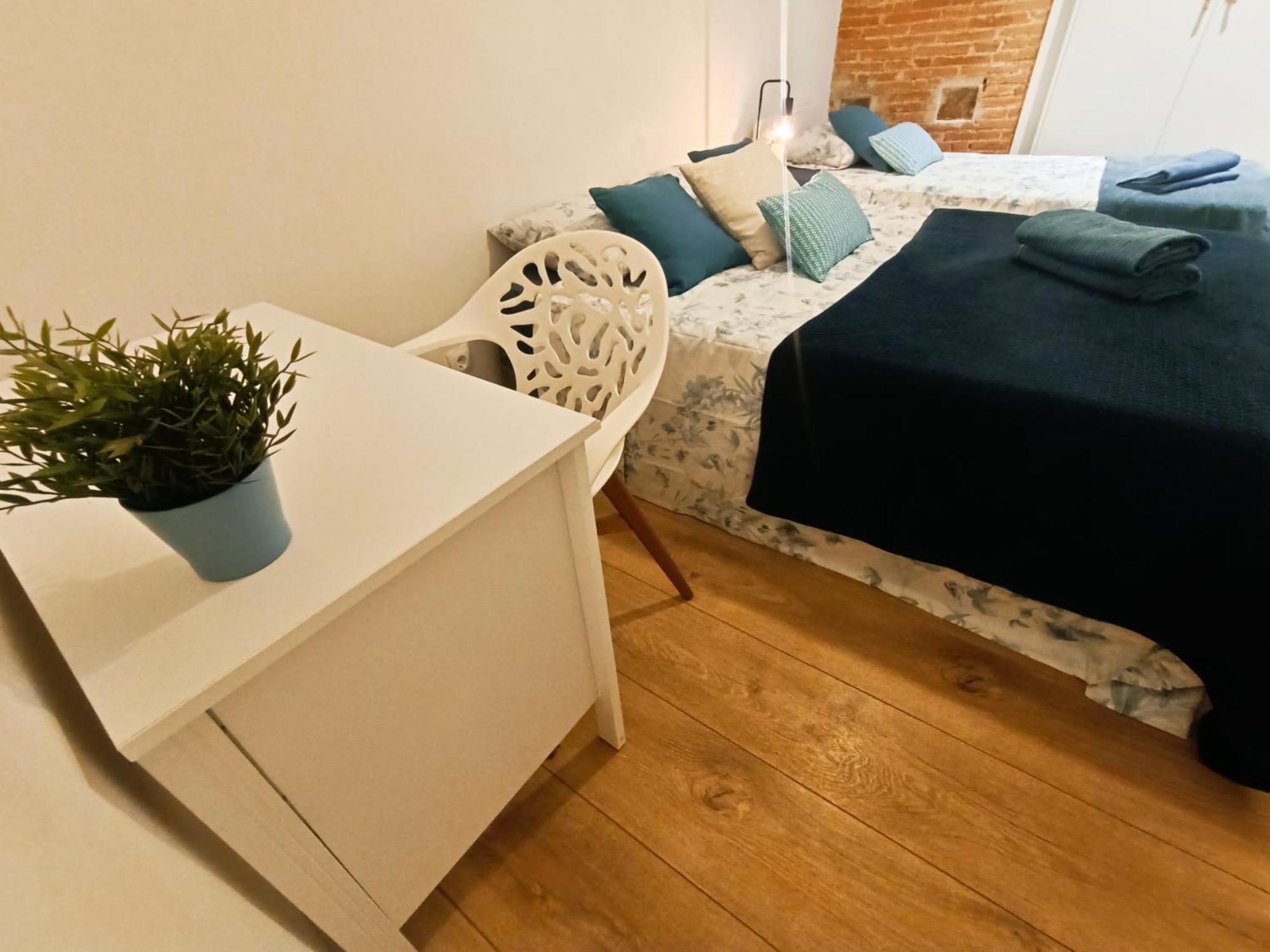 Oasis - Gothic Quarter Hostel *