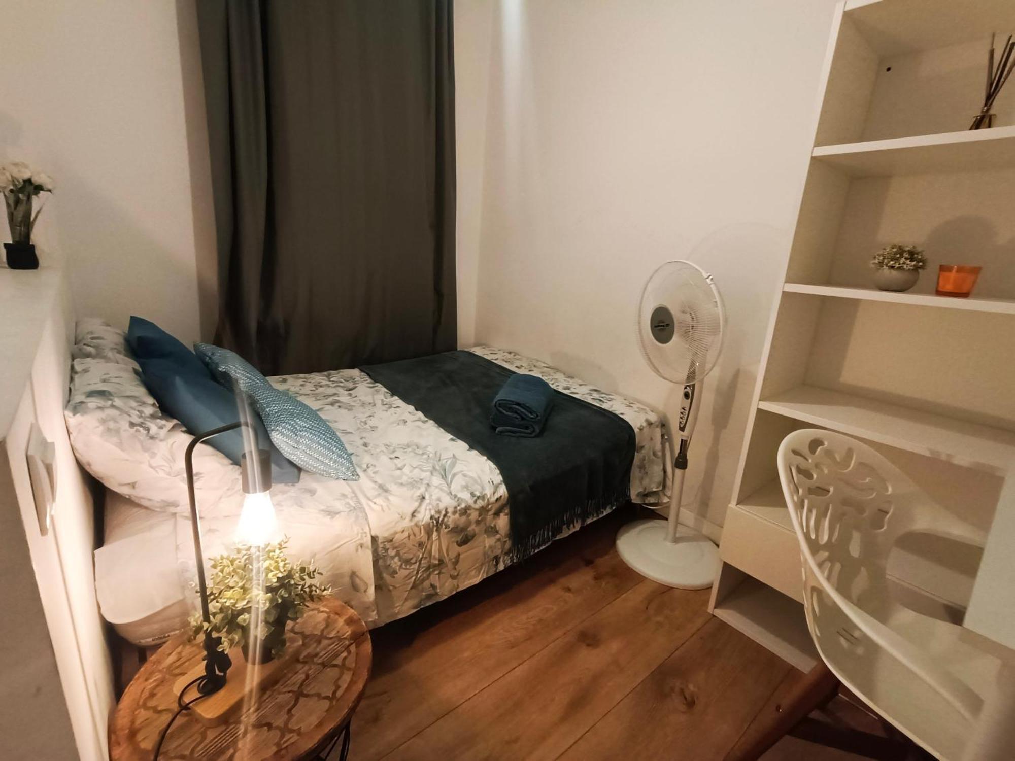 Oasis - Gothic Quarter Hostel *