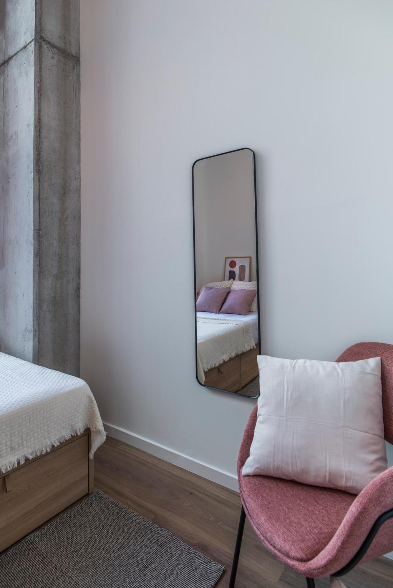 Aparto Cristobal De Moura Hall Of - Only For Students In Apartment *