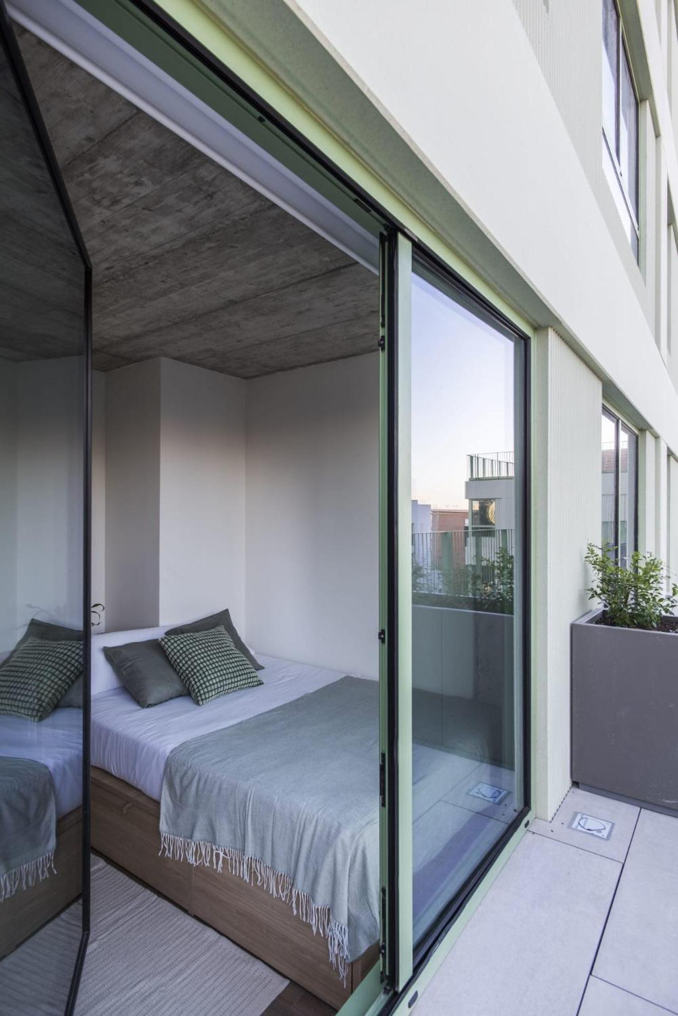Aparto Cristobal De Moura Hall Of - Only For Students In Barcelona