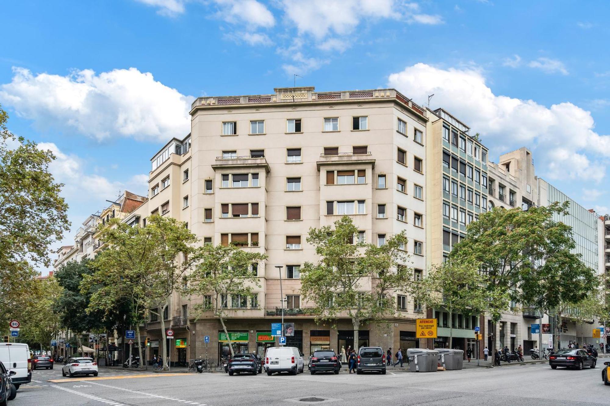 Apartment For Couples, Families And Groups, Center Barcelona