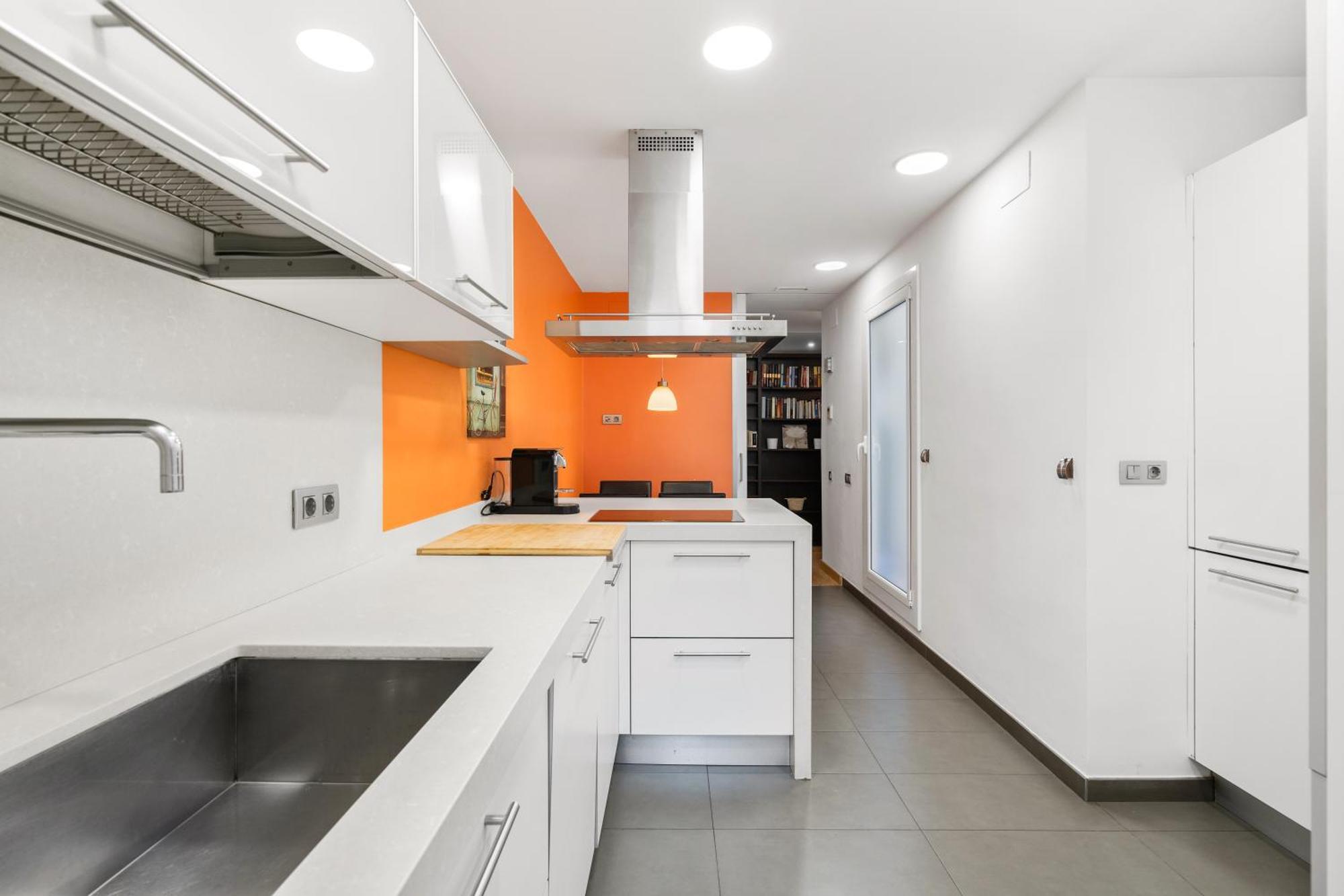 Apartment For Couples, Families And Groups, Center *