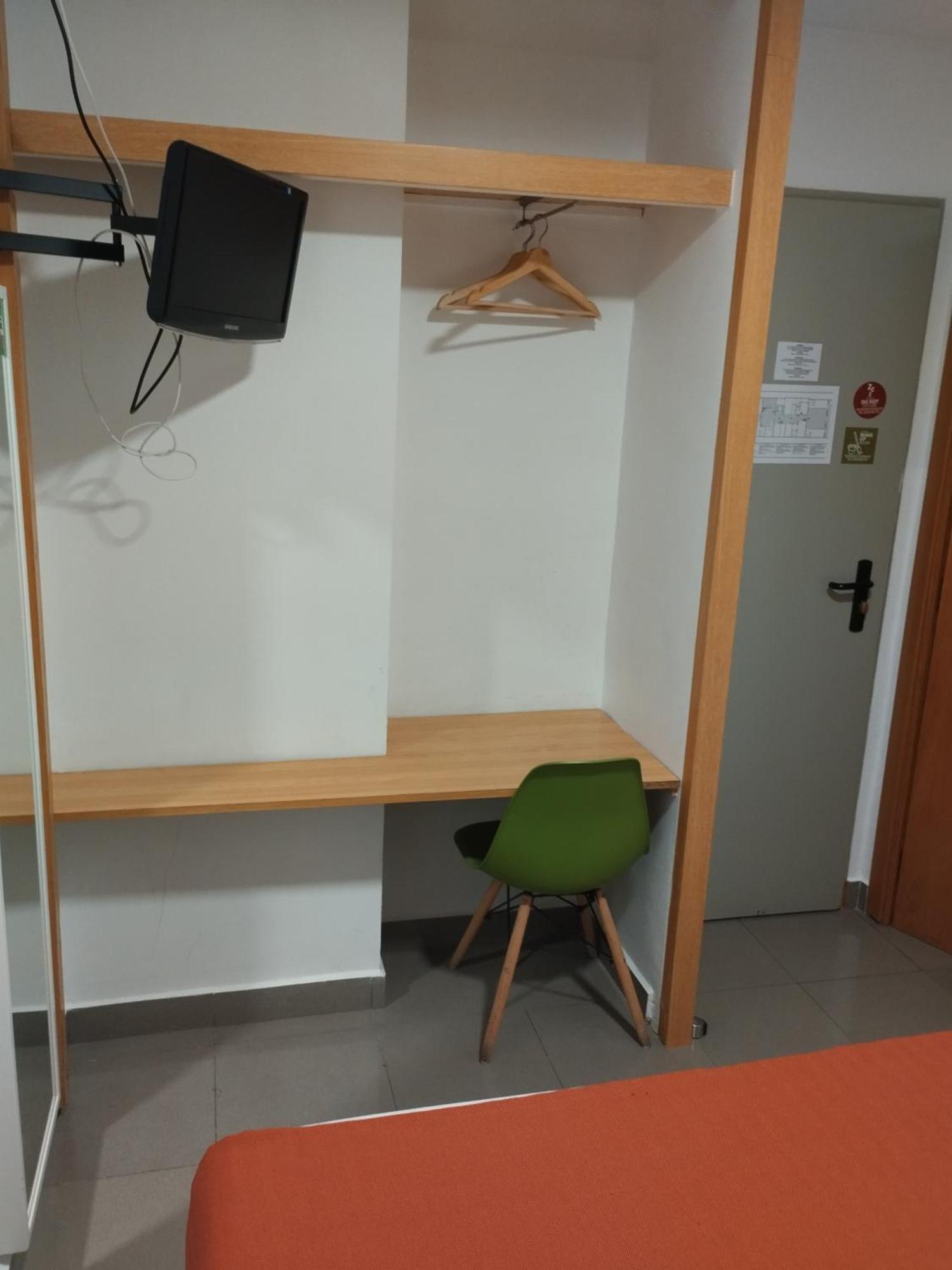 Hostal La Terrassa Barcelona